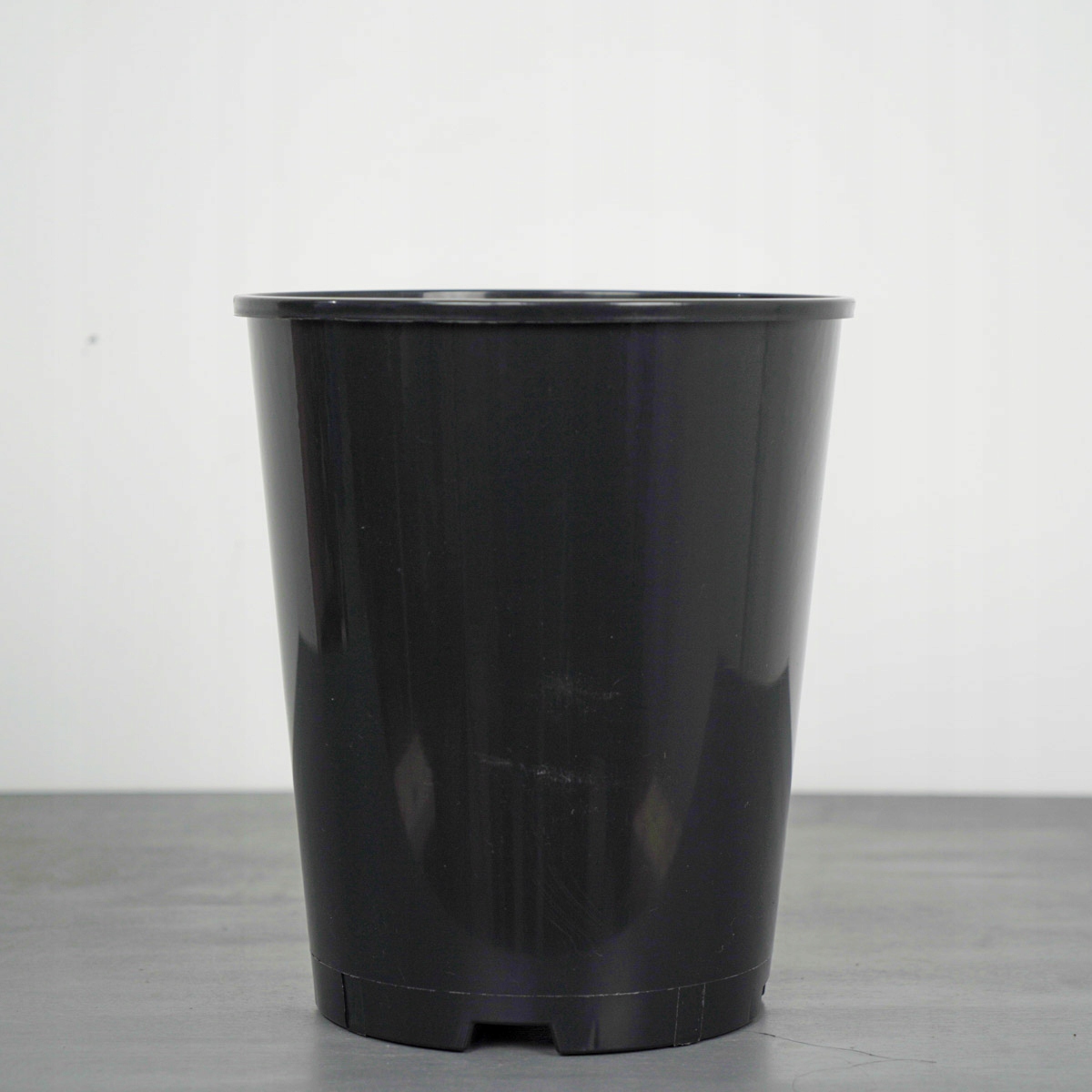 

Doniczka Plastikowa Palmówka Do Przesadzania 22