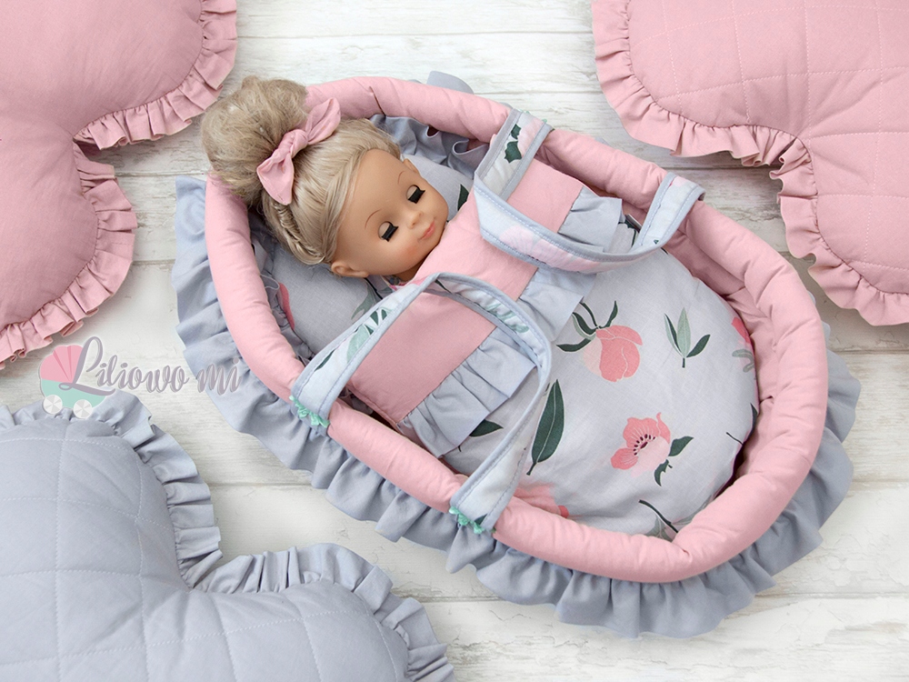 NOSIDEŁKO 45cm z POŚCIELĄ dla lalek ( BEZ LALKI ) Rodzaj łóżeczko