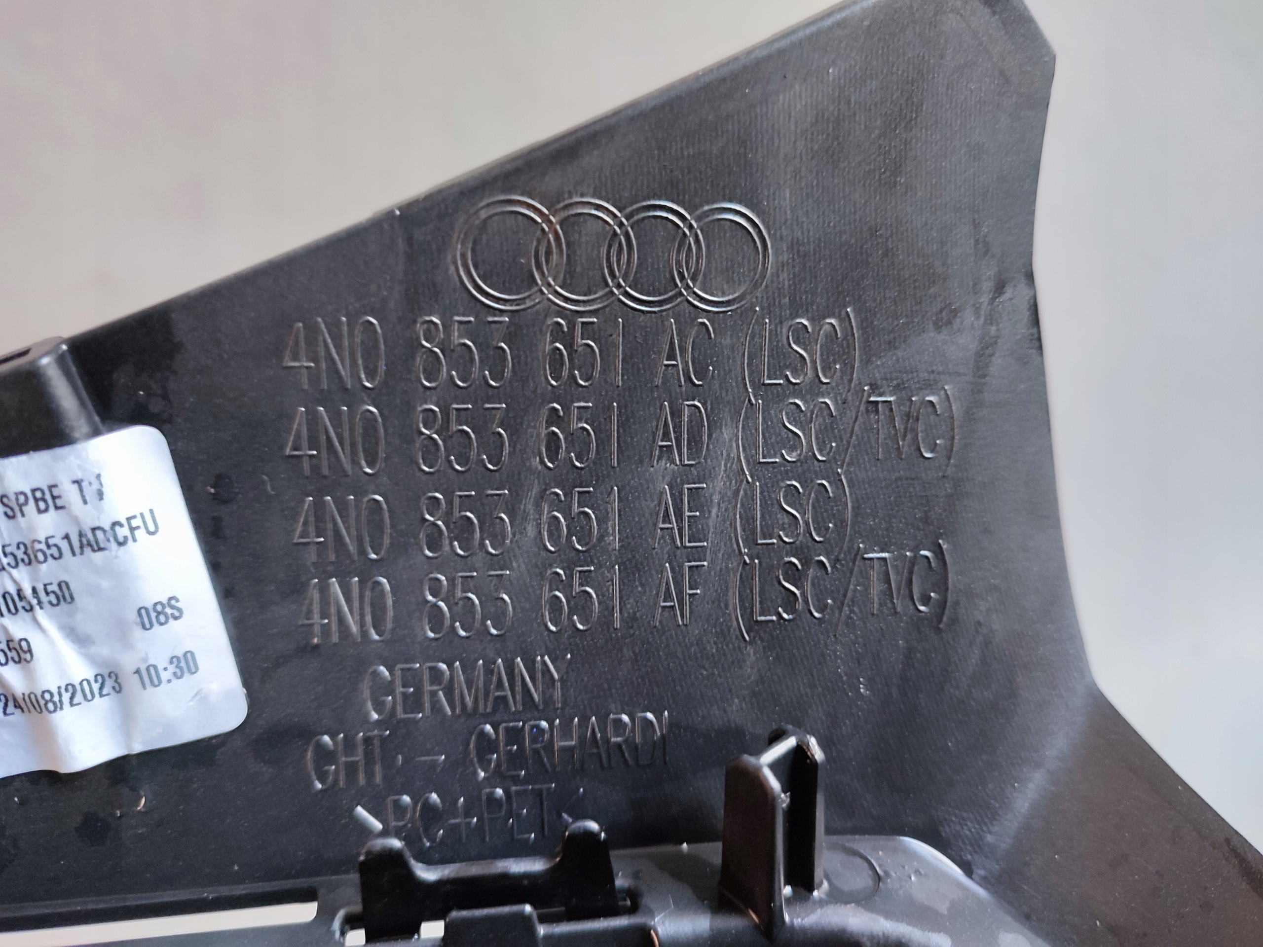 AUDI A8 S8 D5 FL 21-24 GRILL ATRAPA CZARNY S LINE 4N0853651AC Numer katalogowy oryginału 4N0853651AC