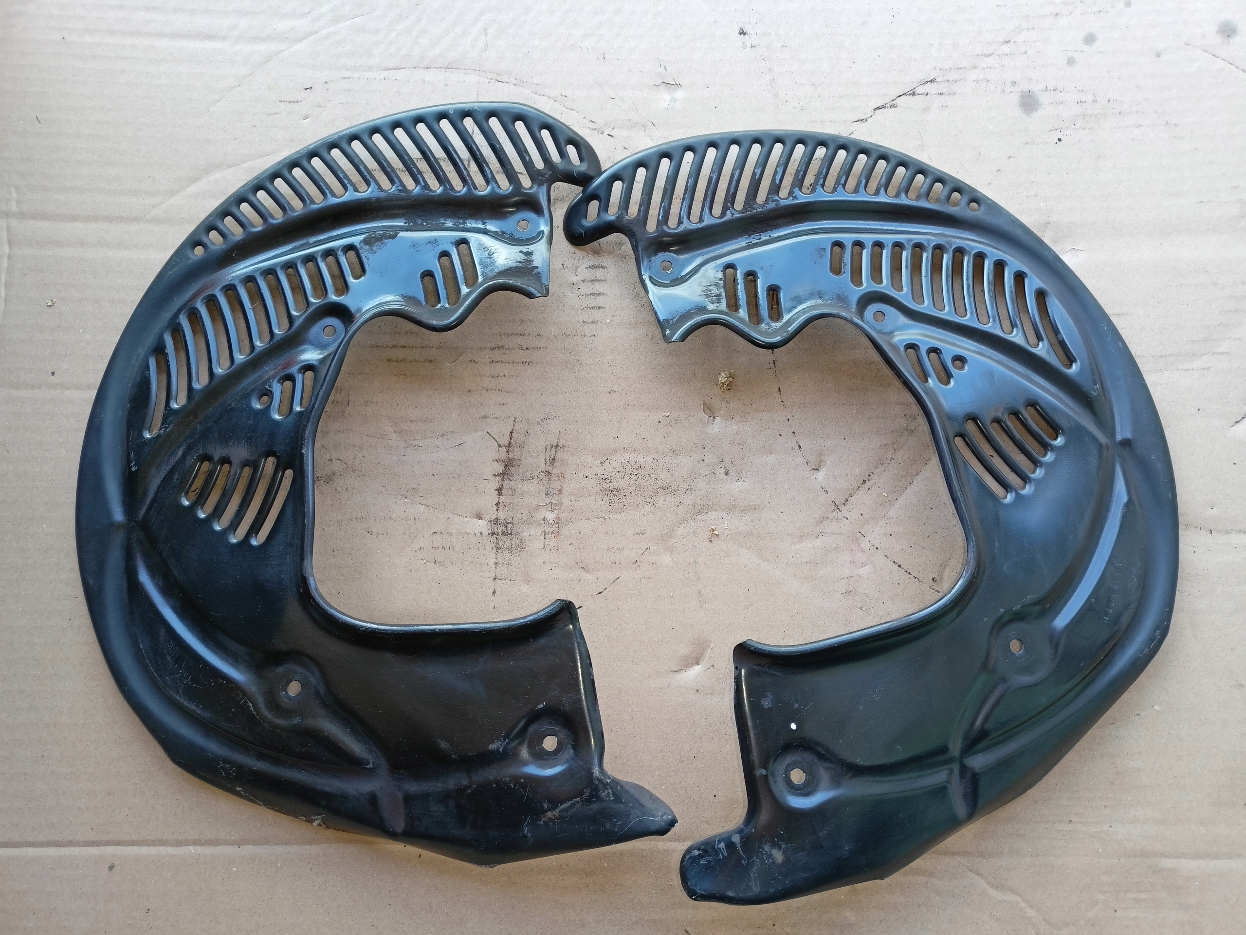 AUDI S4 A4 B9 S5 8W caliper discs rear part 8W0615405E