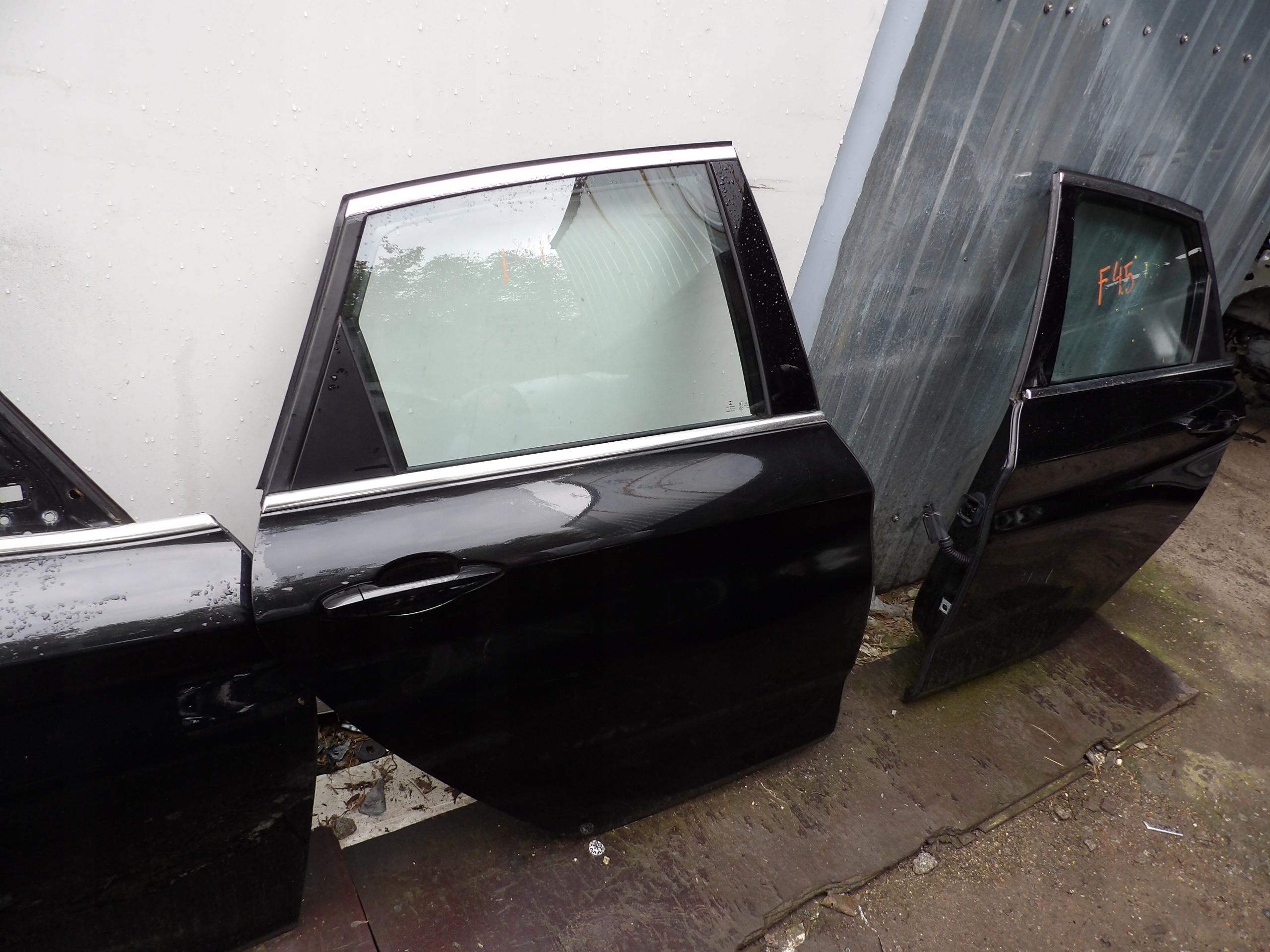 TYLNE PRAWE DRZWI BMW F45