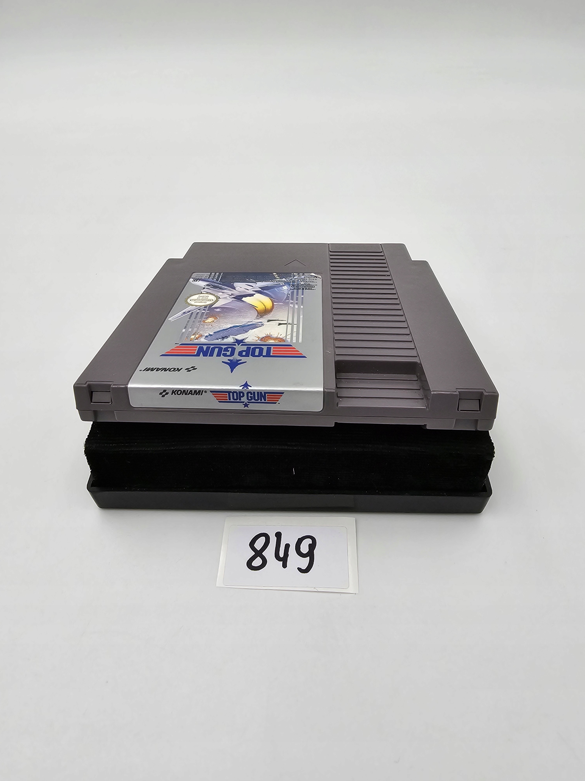 NINTENDO NES TOP GUN ORYGINAŁ Wydawca Nintendo