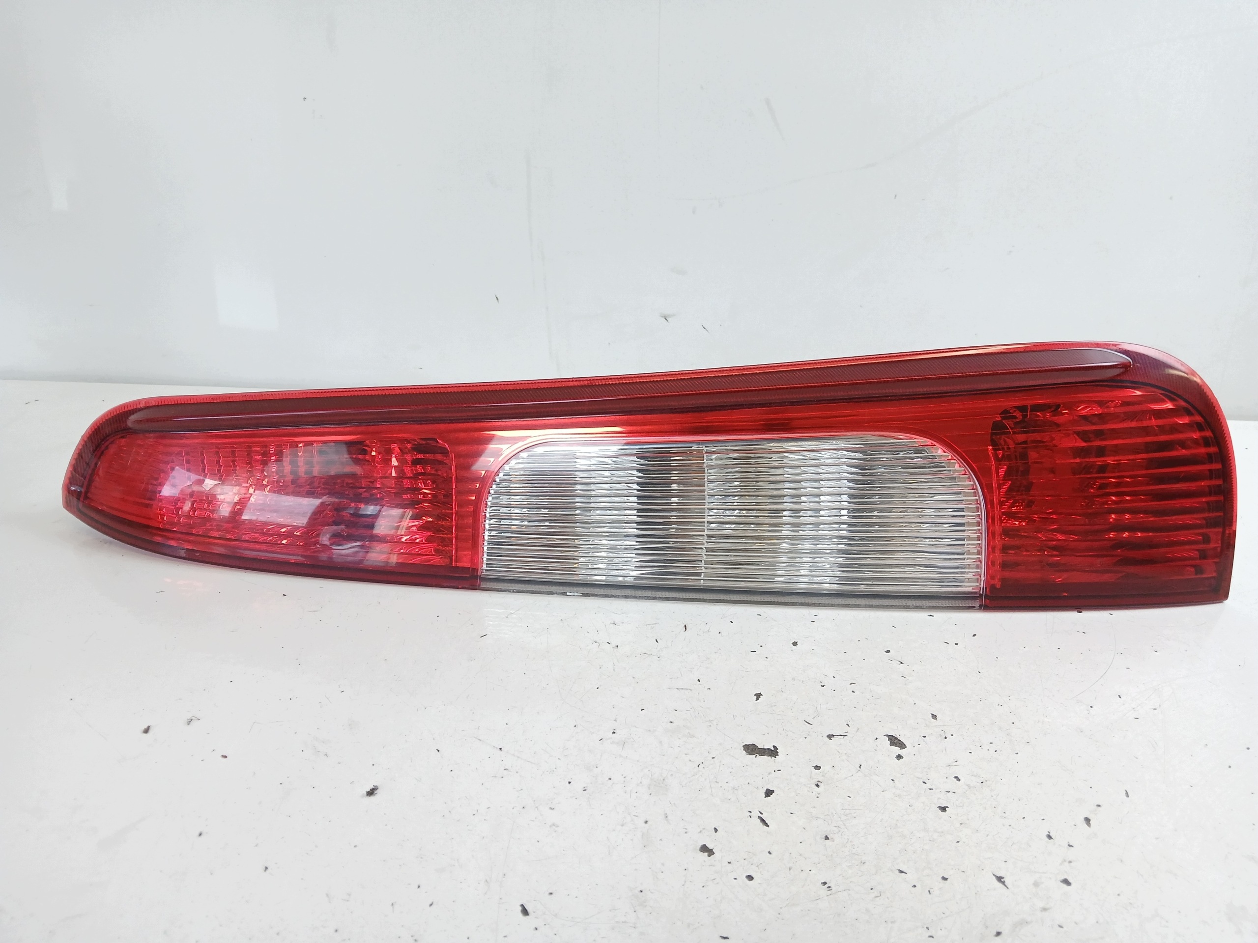 FORD C MAX MK1 light right rear part