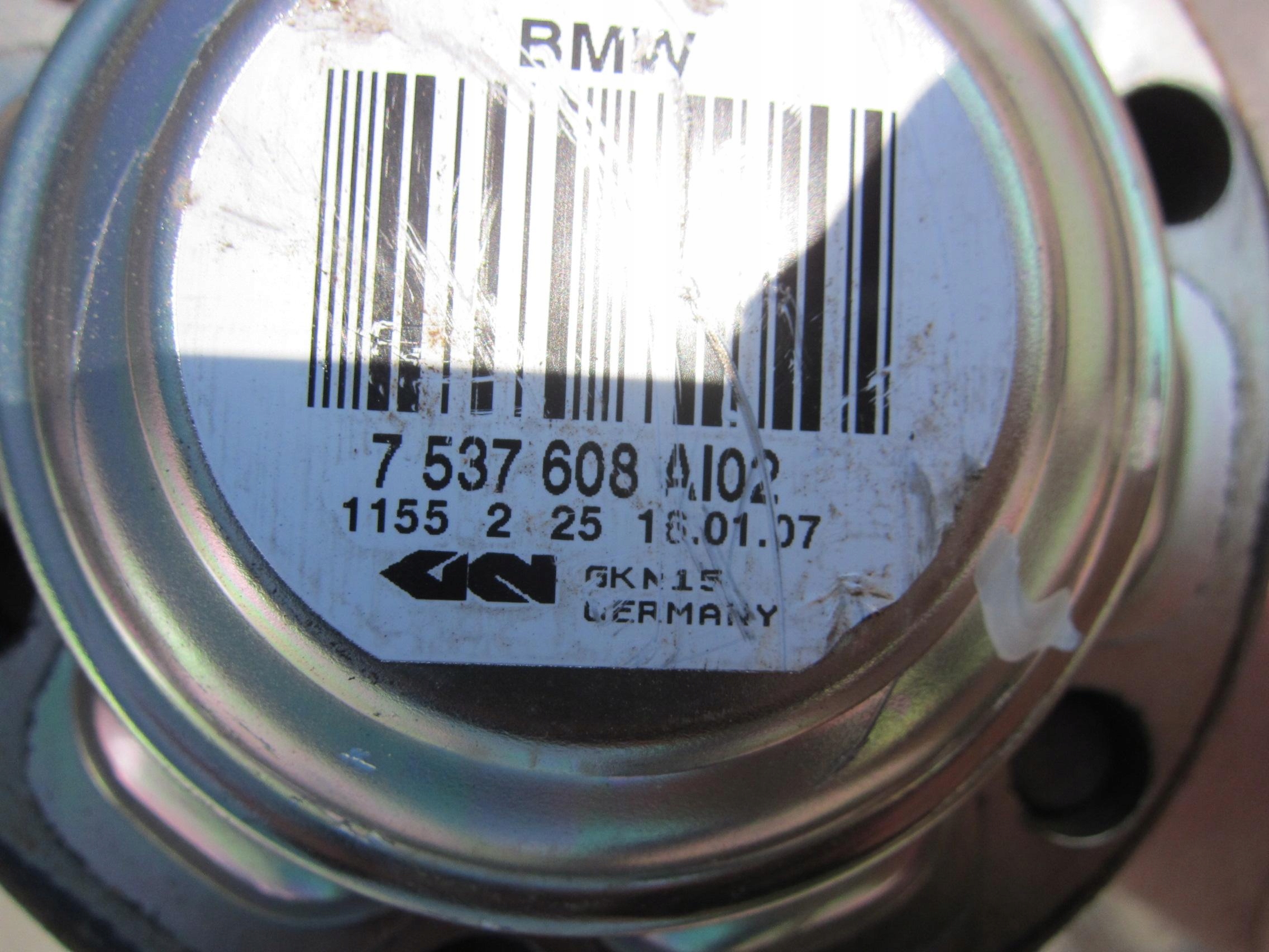 BMW E83 X3 2.0D semi-axis rear right rear rear part 7537608