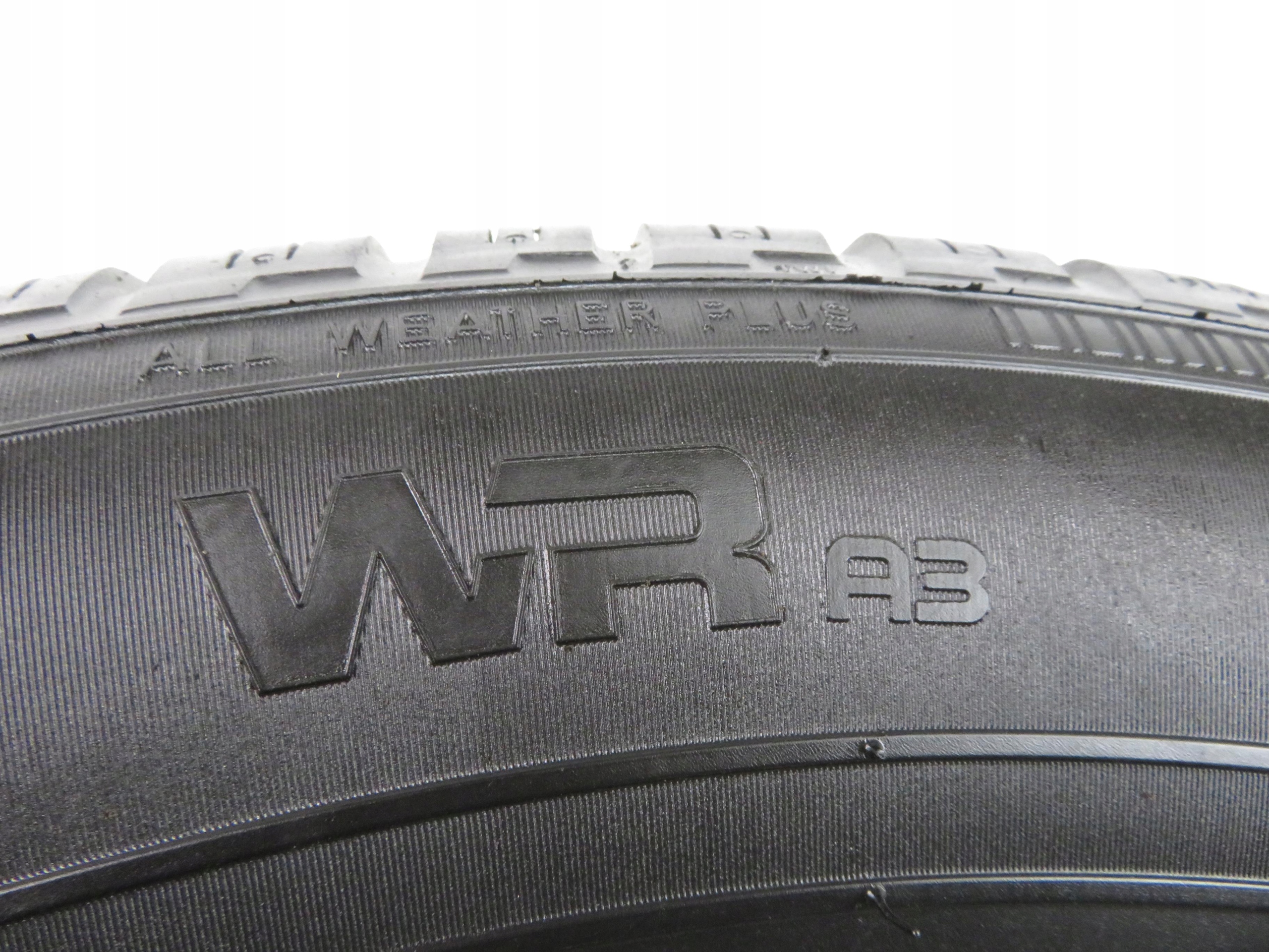 2x 235/55R17 OPONY ZIMOWE Nokian WR A3 103V XL Indeks prędkości V do 240 km/h