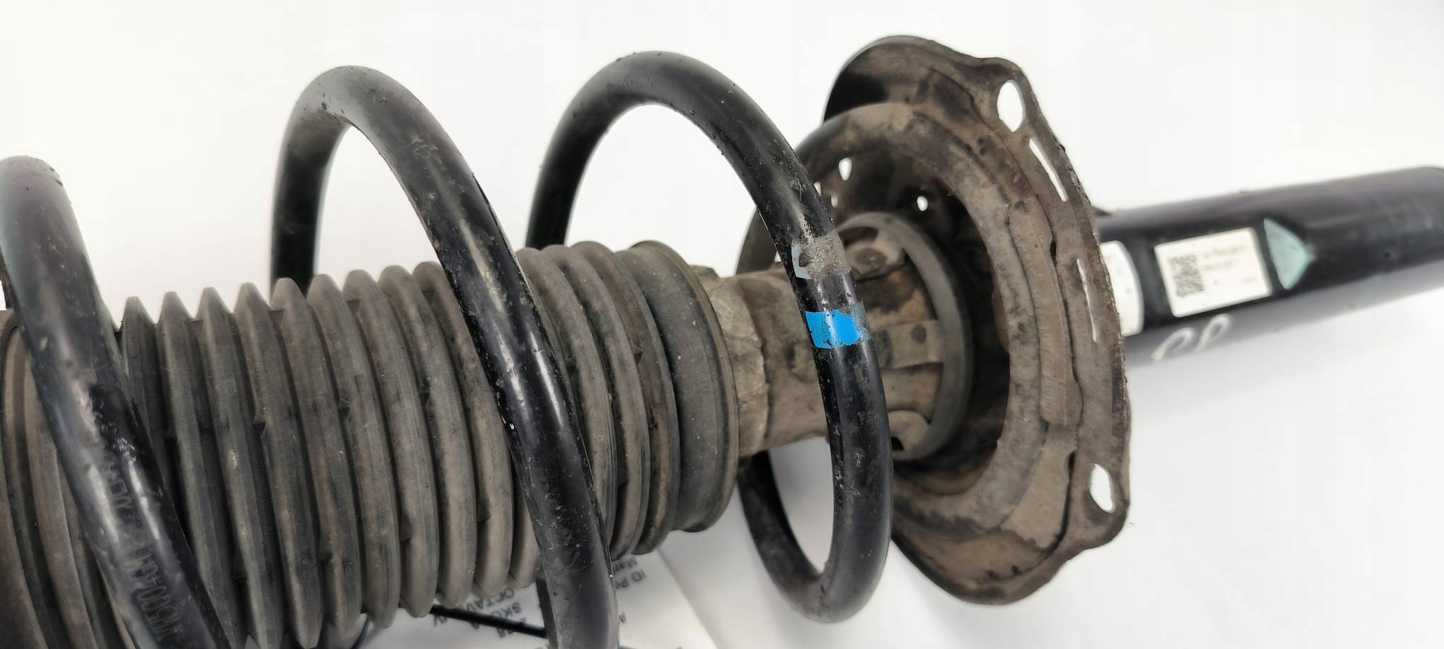 shock absorber right front SKODA OCTAVIA IV