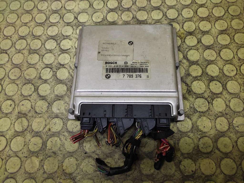 BMW E39 control unit of the engine 0281010314