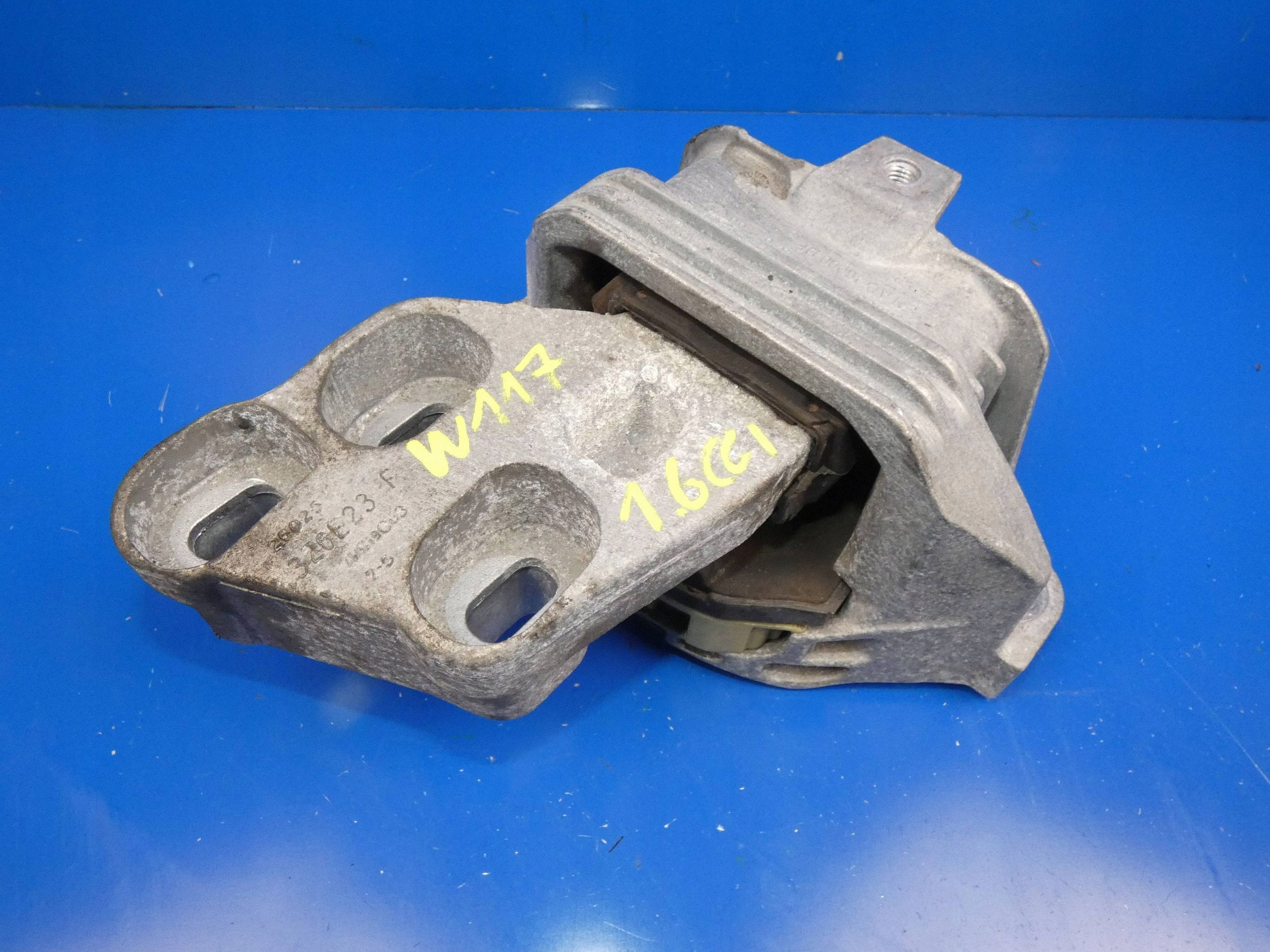 MERCEDES CLA W117 A W176 B W246 airbag engine mount holder