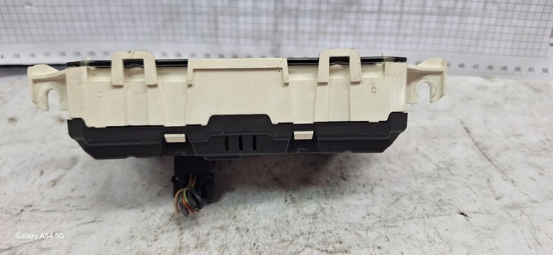 display FORD FIESTA 13- C1BT18B955AB