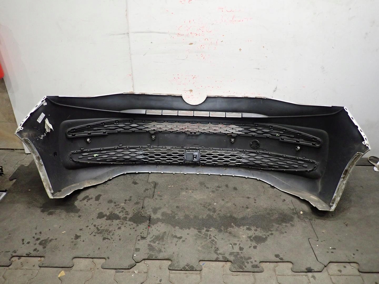 bumper front front VW T7 2021- 7T0853663A