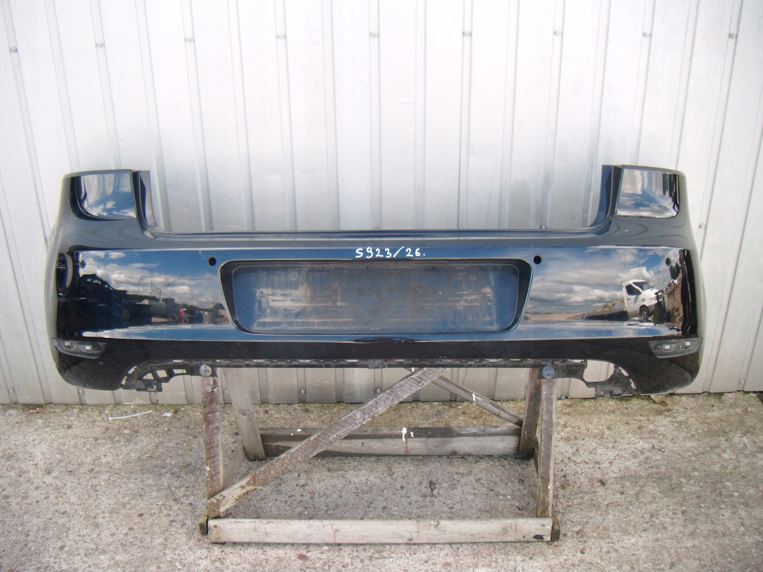 VW GOLF 6 VI HB ZDERZAK TYŁ 5K6807421