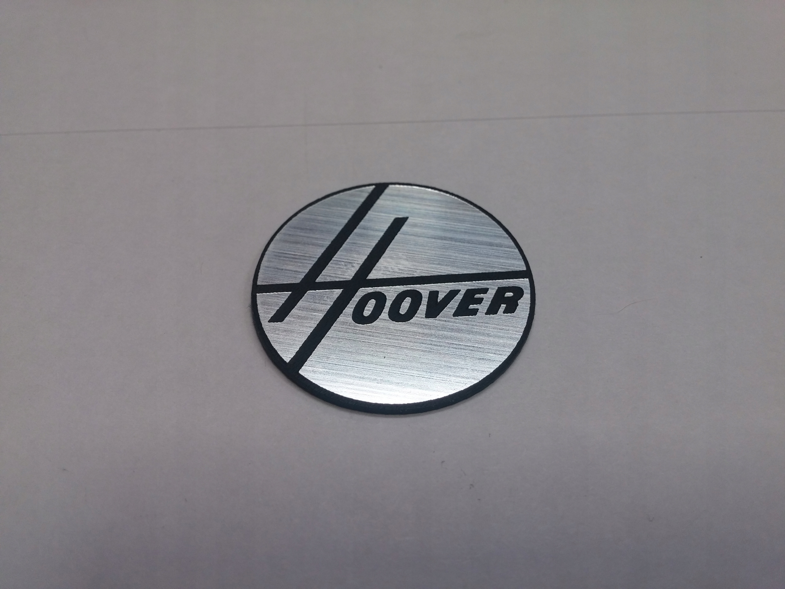 

Hoover naklejka emblemat logo 30 mm *srebrna