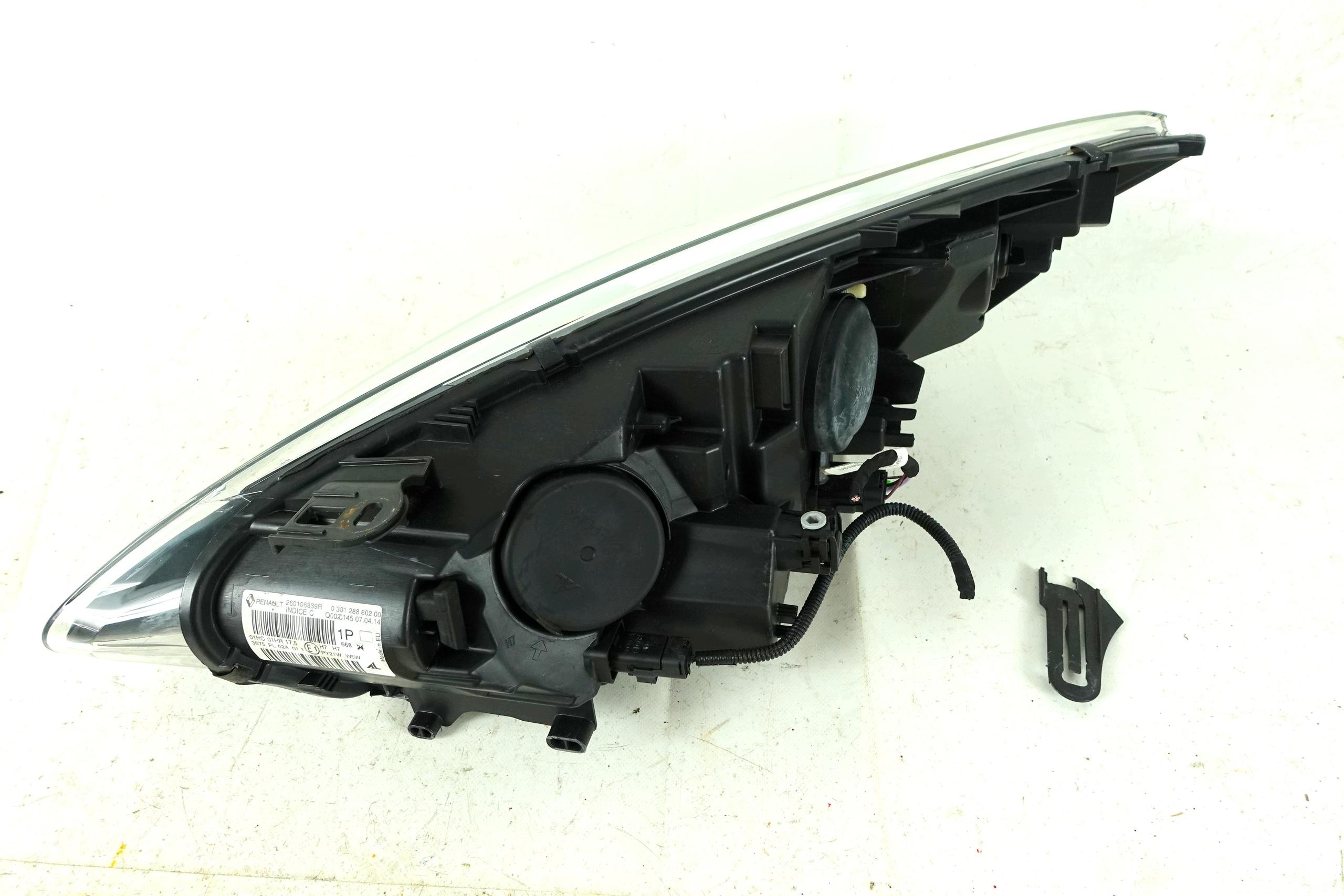 light right front right front RENAULT MEGANE 3 III LIFT 13-16 RHD ANGLIK