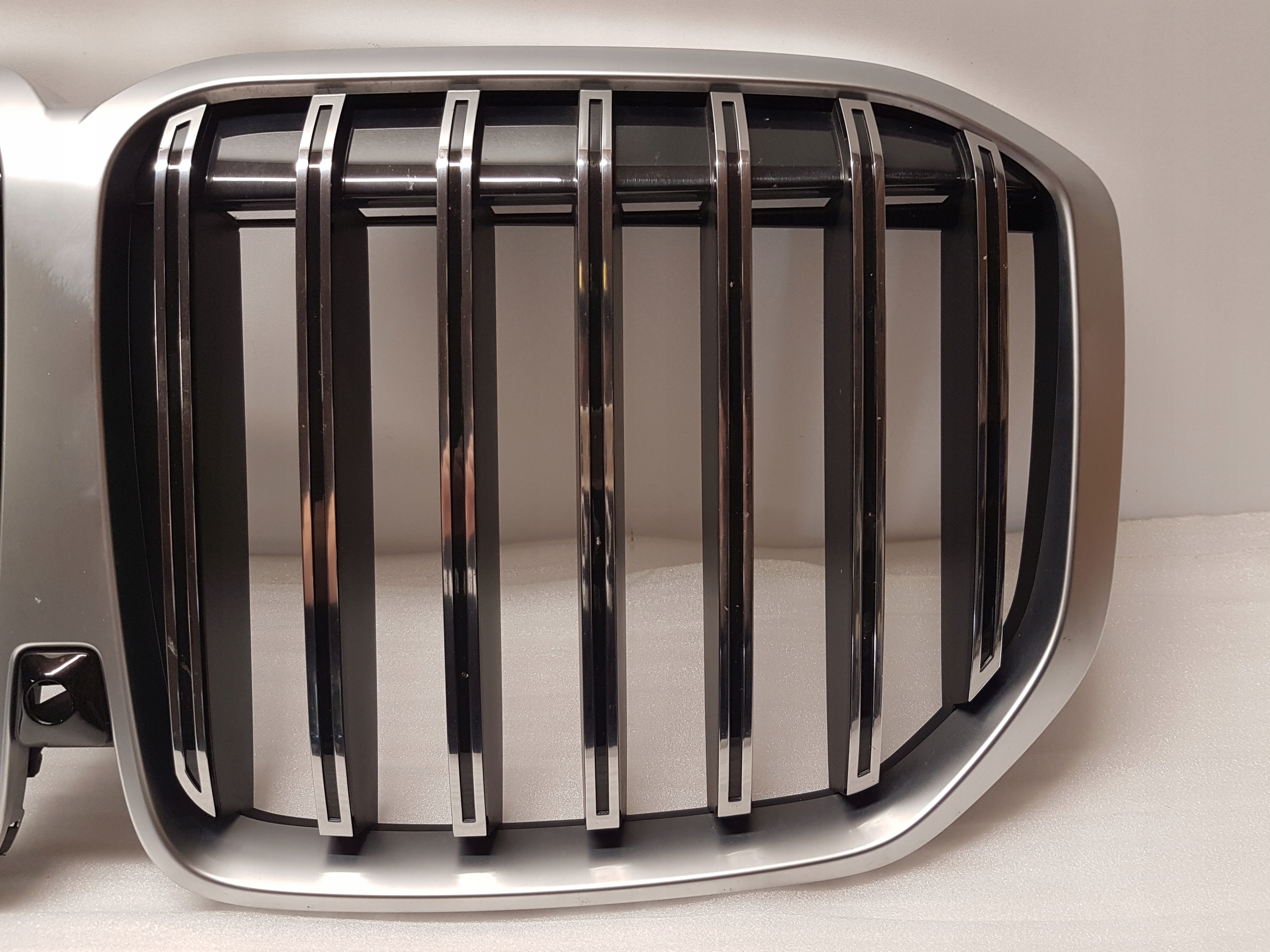 maska ledvinky BMW X7 G07 LCI m-packet 5A23E89