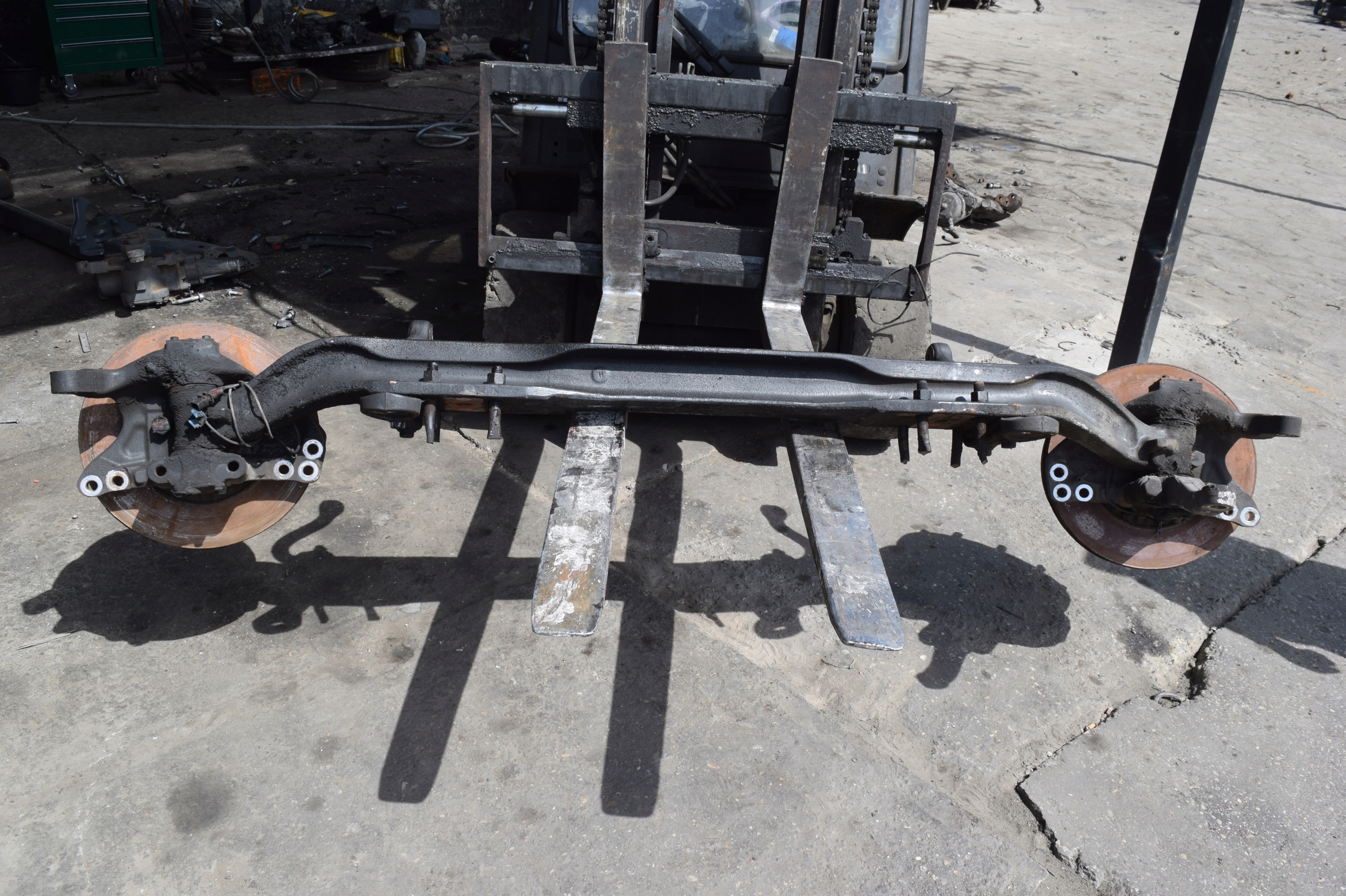 OŚ PRZEDNIA BELKA KOMPLETNA PRZÓD DAF XF CF 106