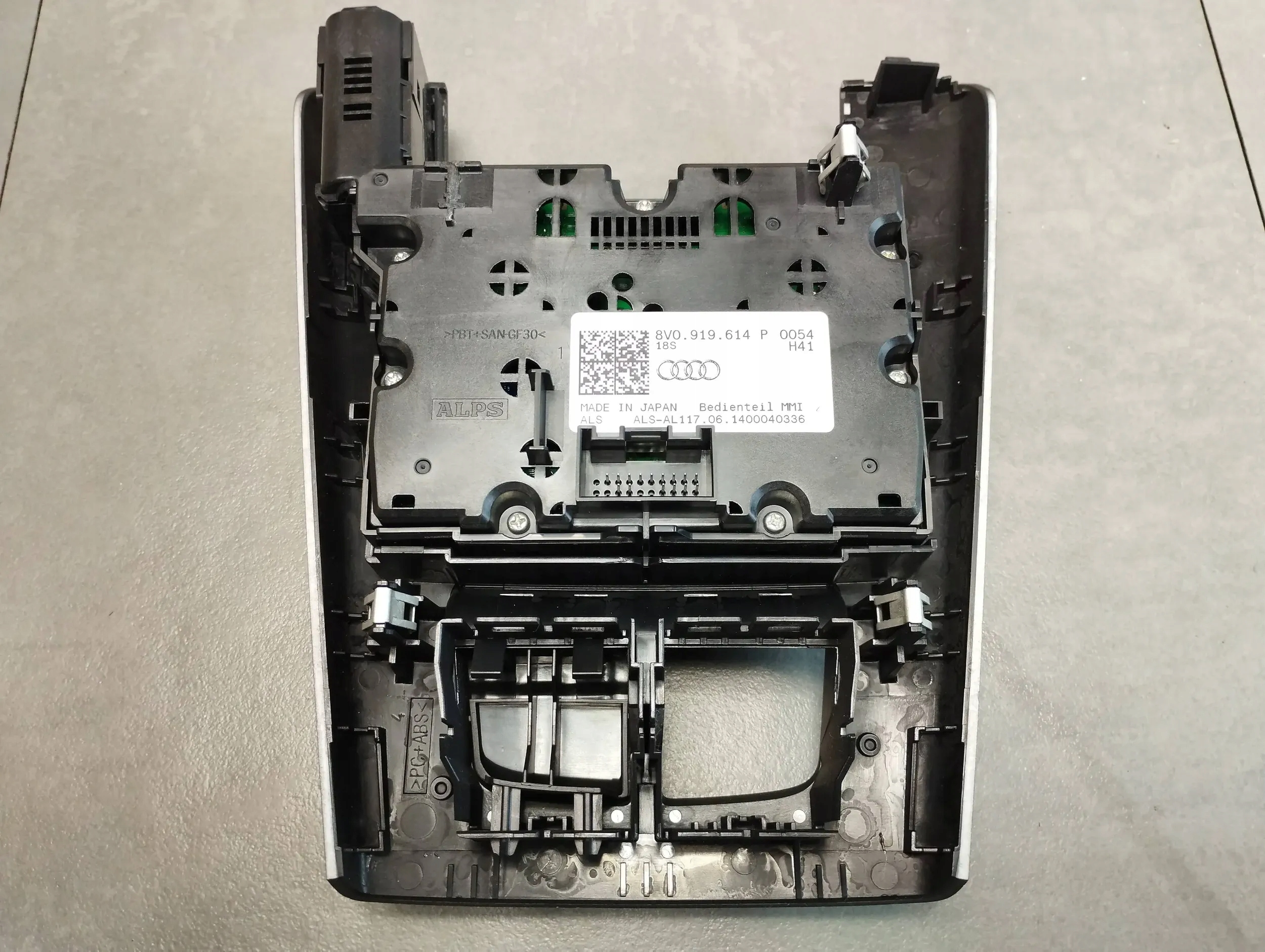 Audi A3 8V PANEL MMI 8V0919614P