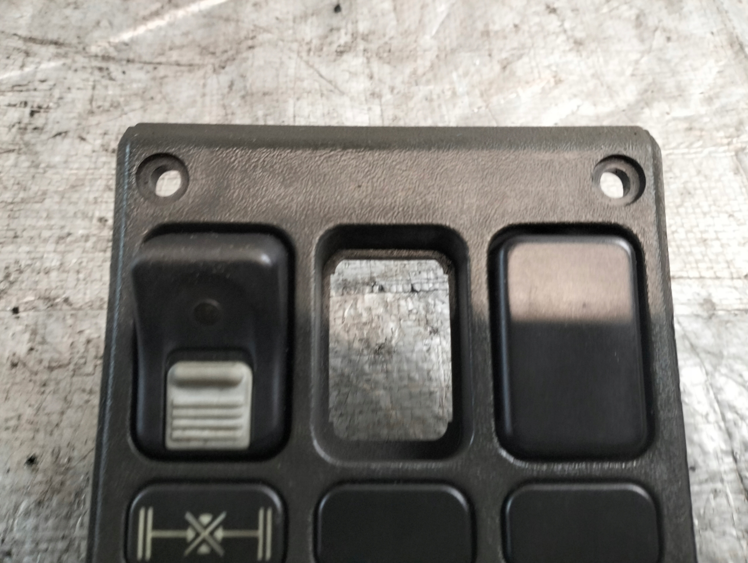 PANEL levers SCANIA 4 P94 BD4X2NA 2000r 1110904