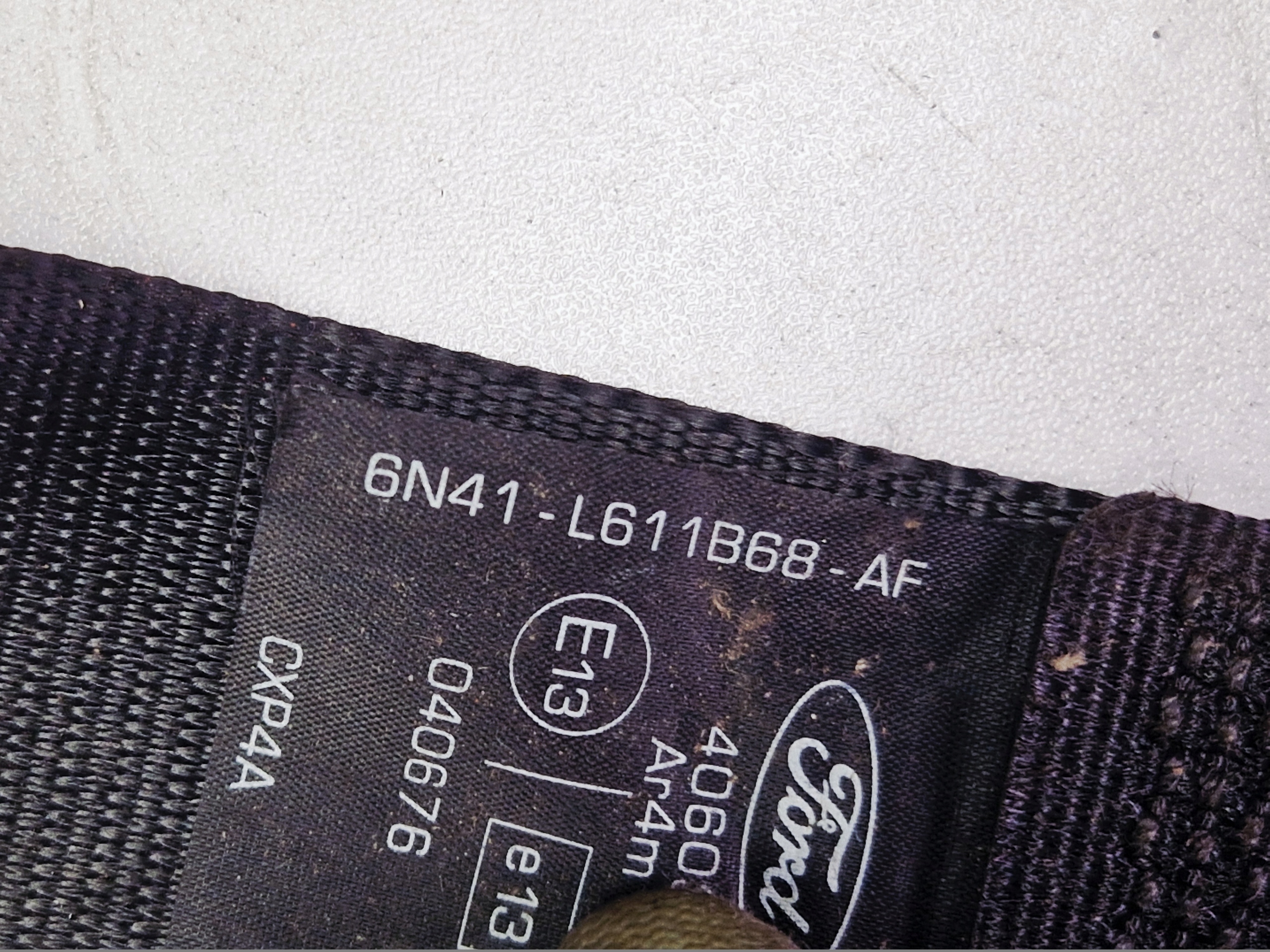 FORD FOCUS MK2 CABRIO Gurten Sicherheits rechts heck 6N41-L611B68-AF