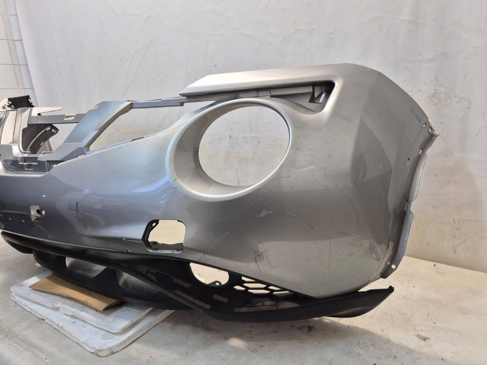 NISSAN JUKE and 1 LIFT 14-19 bumper front front