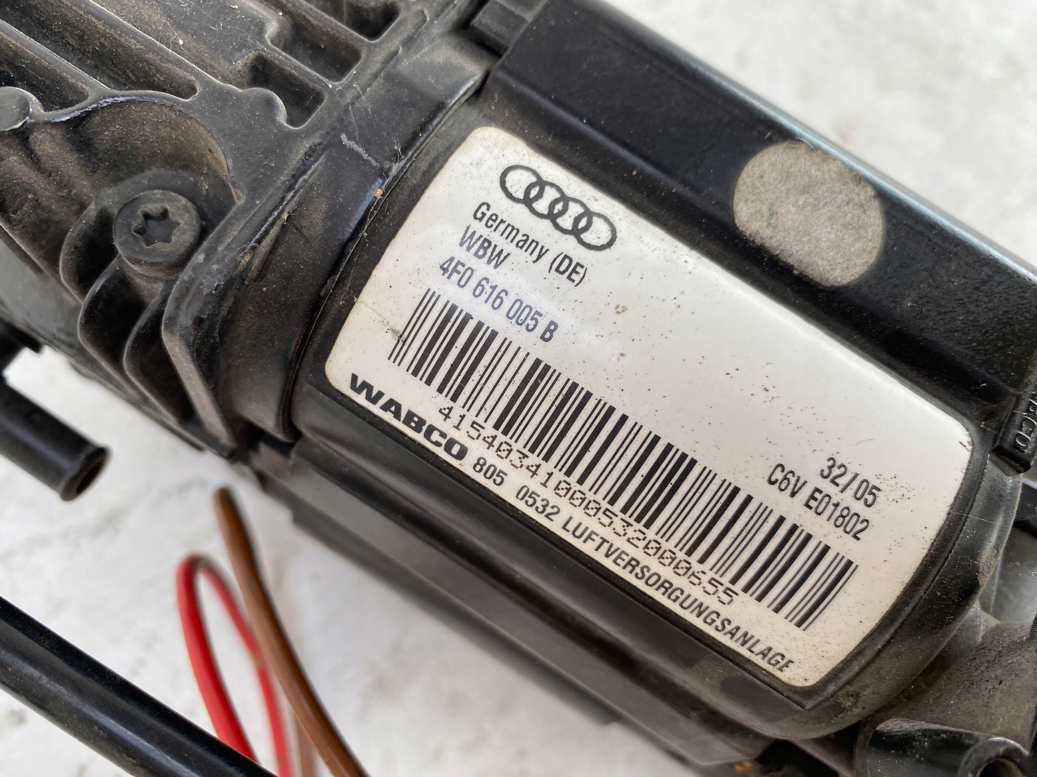 AUDI A6 C6 04- légrugó kompresszor 4F0616005B
