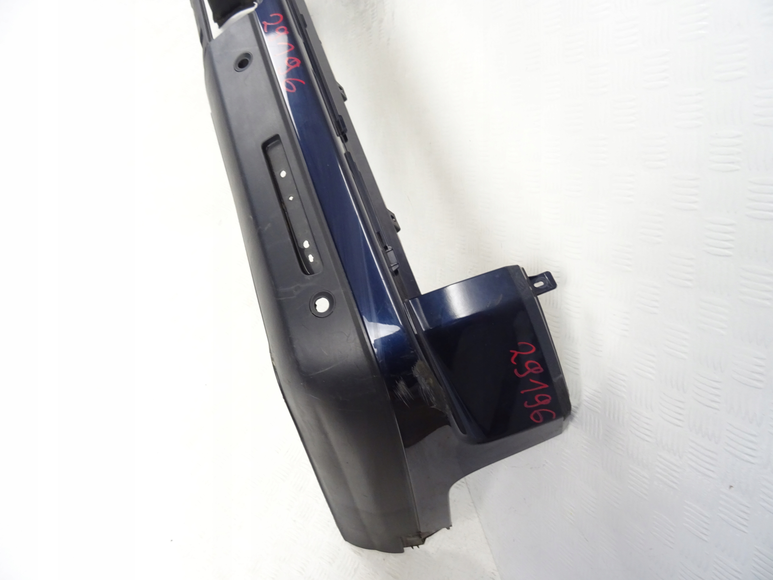 Land Rover Discovery IV 4 bumper rear part rear