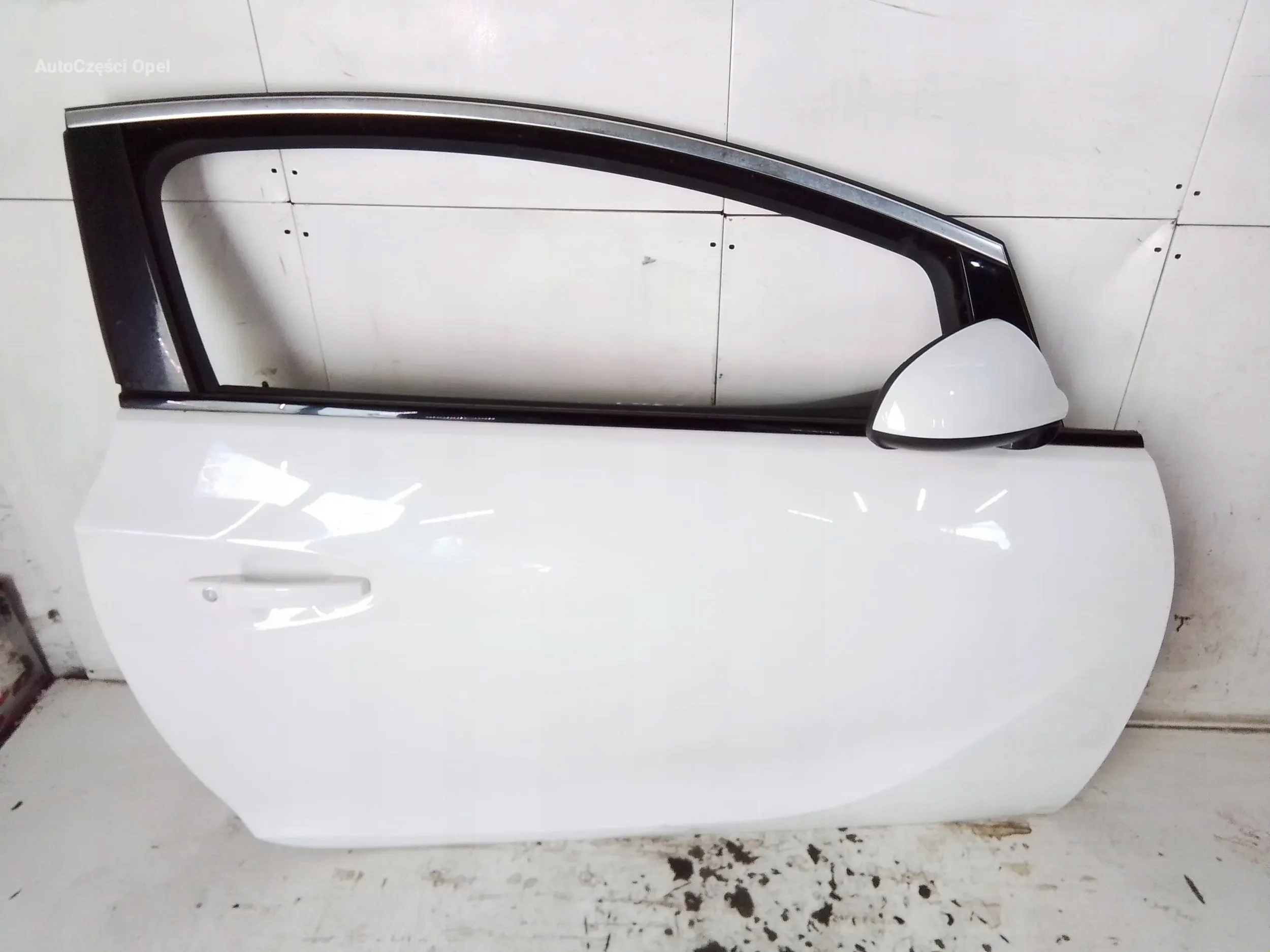 Opel Astra J GTC DRZWI PRAWY PRZÓD Z40R
