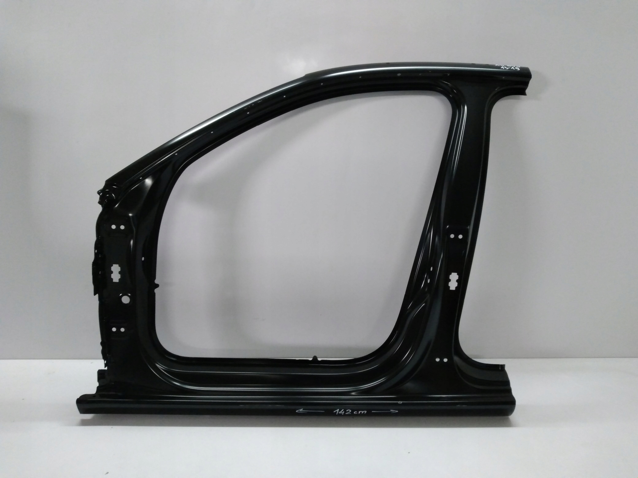 AUDI A3v SPORTBACKv4 ПОРІГ СТІЙКА ЛІВИЙ 13-19