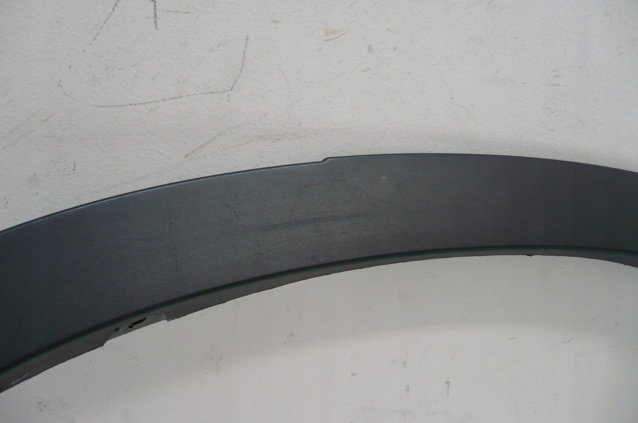 BMW X5 E70 2006-09 R lišta blatníku levá záď