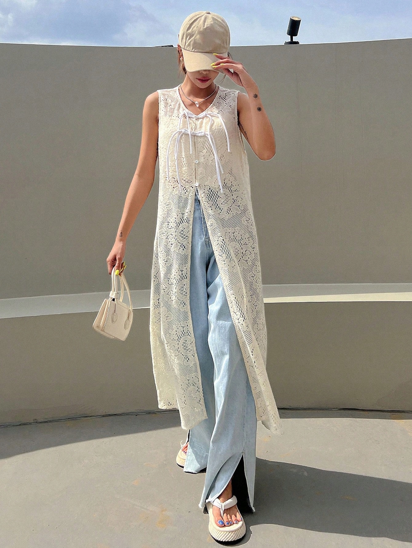 SHEIN BIAŁA SZYDEŁKOWA DŁUGA NARZUTKA Z WIĄZANIEM L 32248 Materiał dominujący bawełna