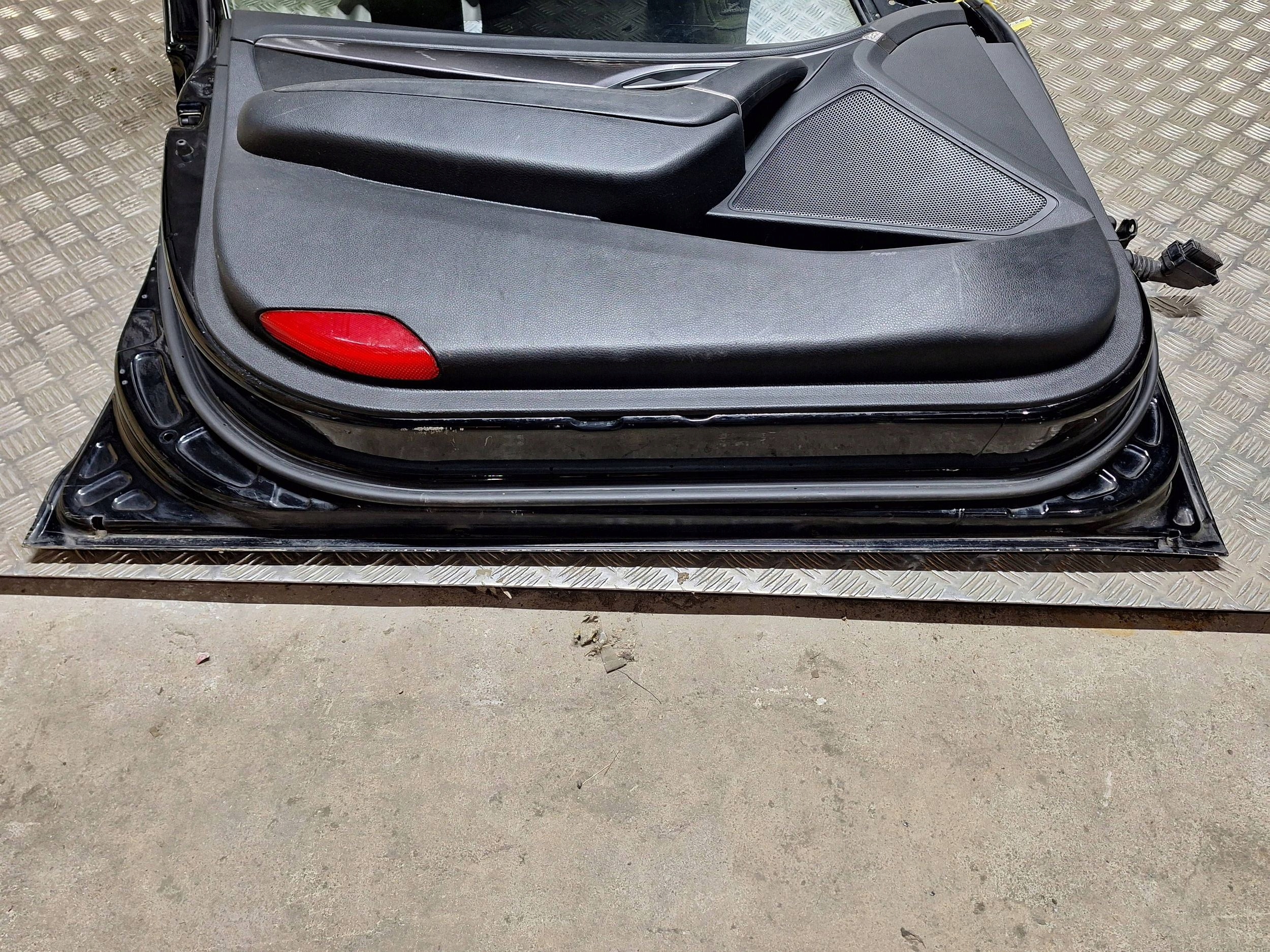 Portière Gauche Avant HYUNDAI I40 10-18 Complets