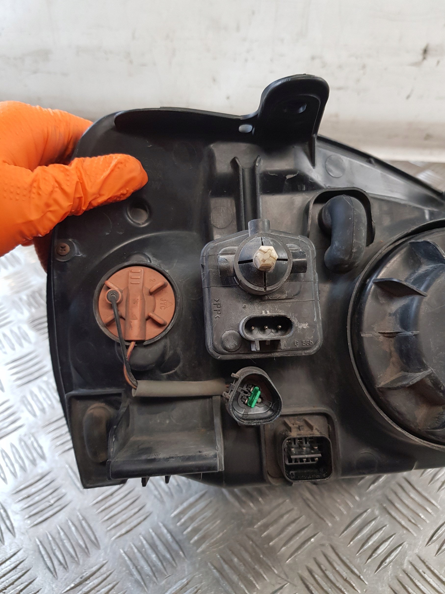 light left front HYUNDAI SANTA FE and LIFT 04R- EUROPA