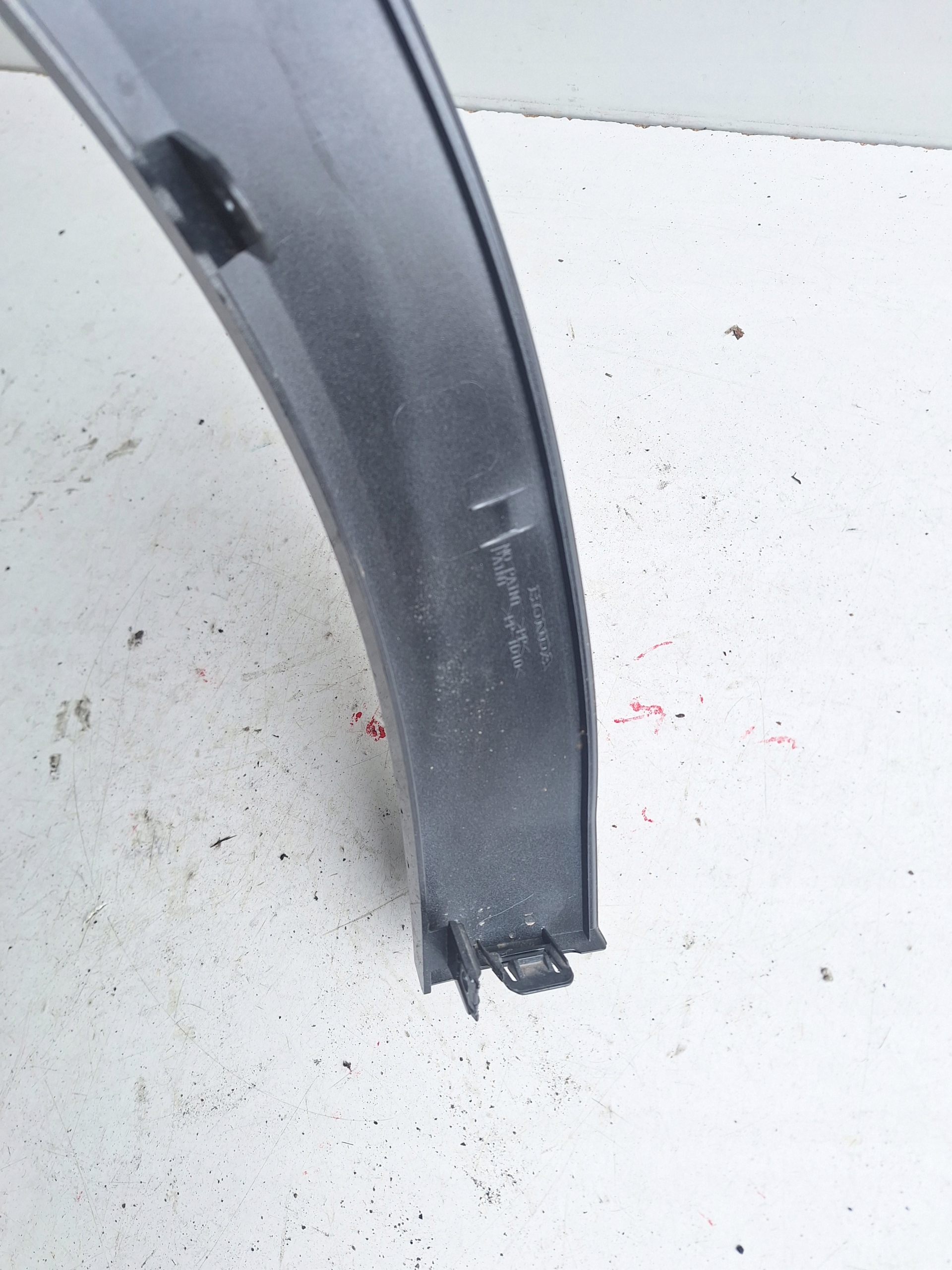 HONDA CR-V VI 2023-> moulding for fender left front