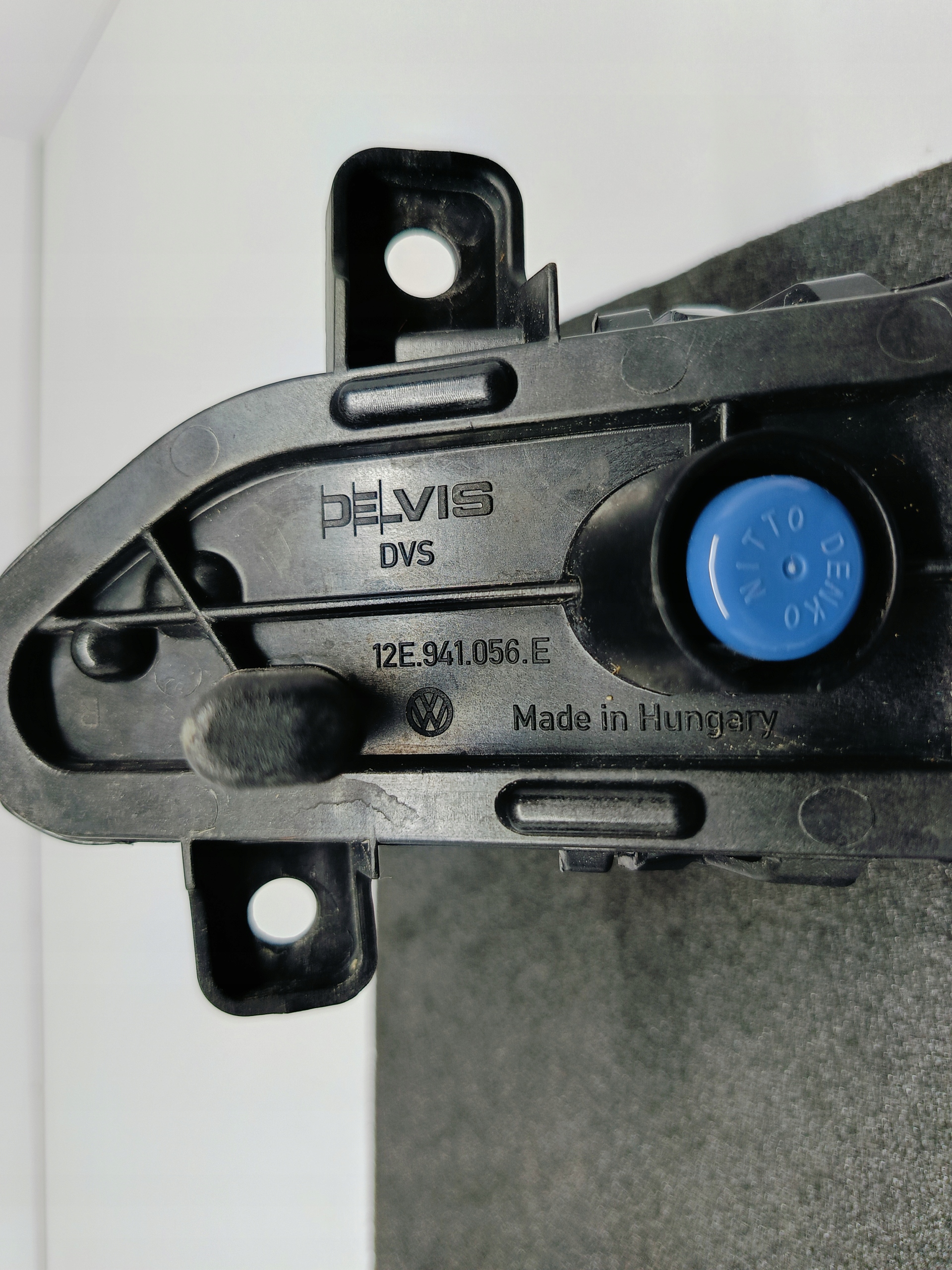 vw UP РЕСТАЙЛИНГ 16- ГАЛОГЕН правый правая свет led 12E941056E