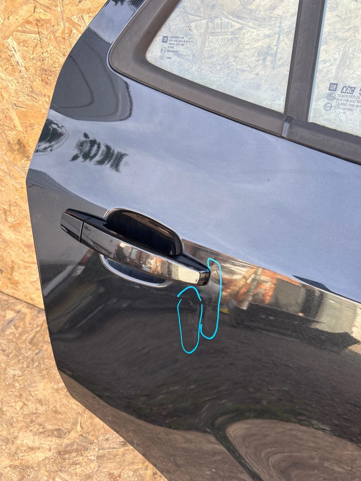 tür heck hinten rechts Opel Mokka und A code Lak.: GAR