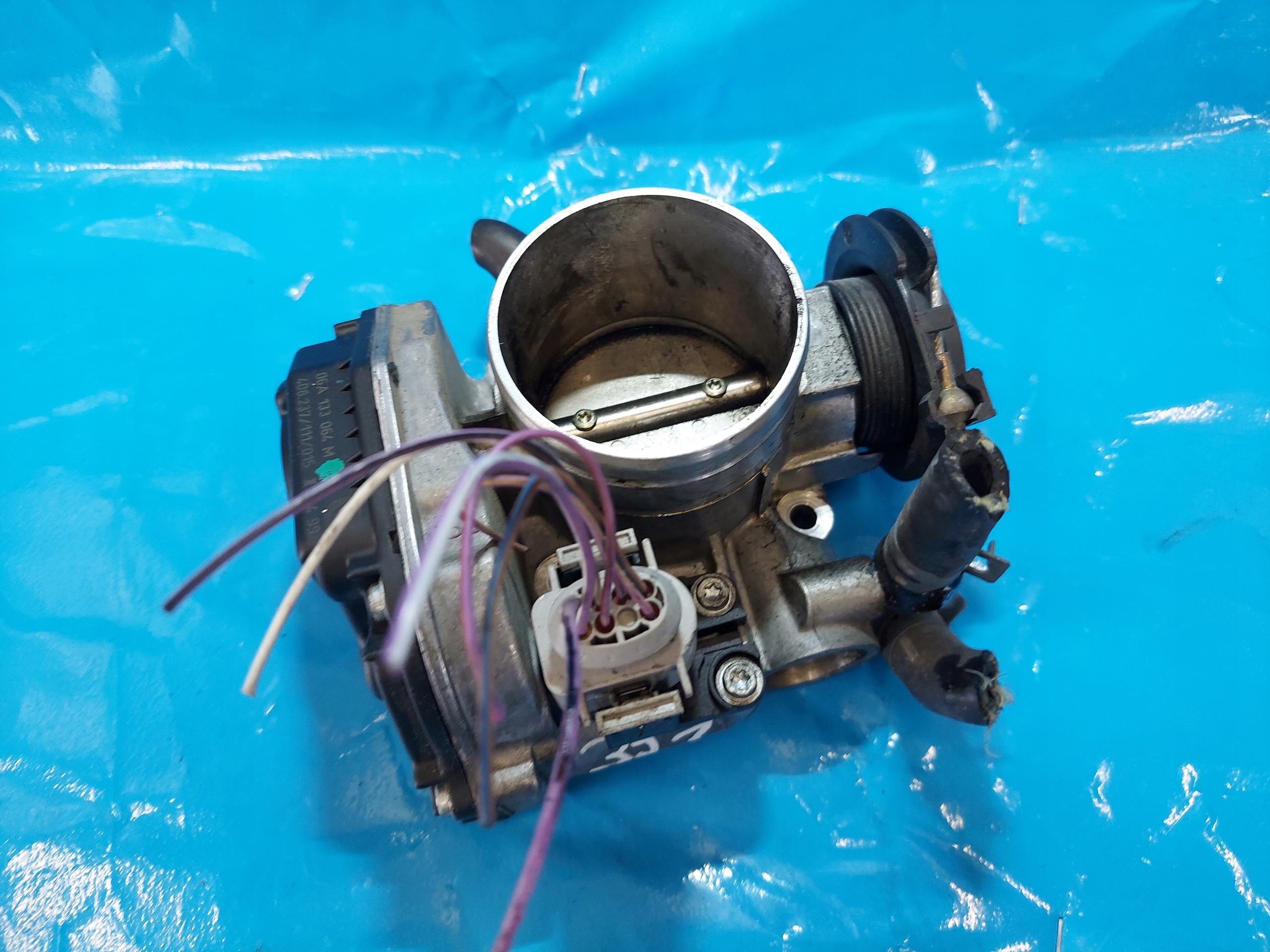 Valvola a farfalla A3 8L GOLF IV 1.8 20V 06A133064M