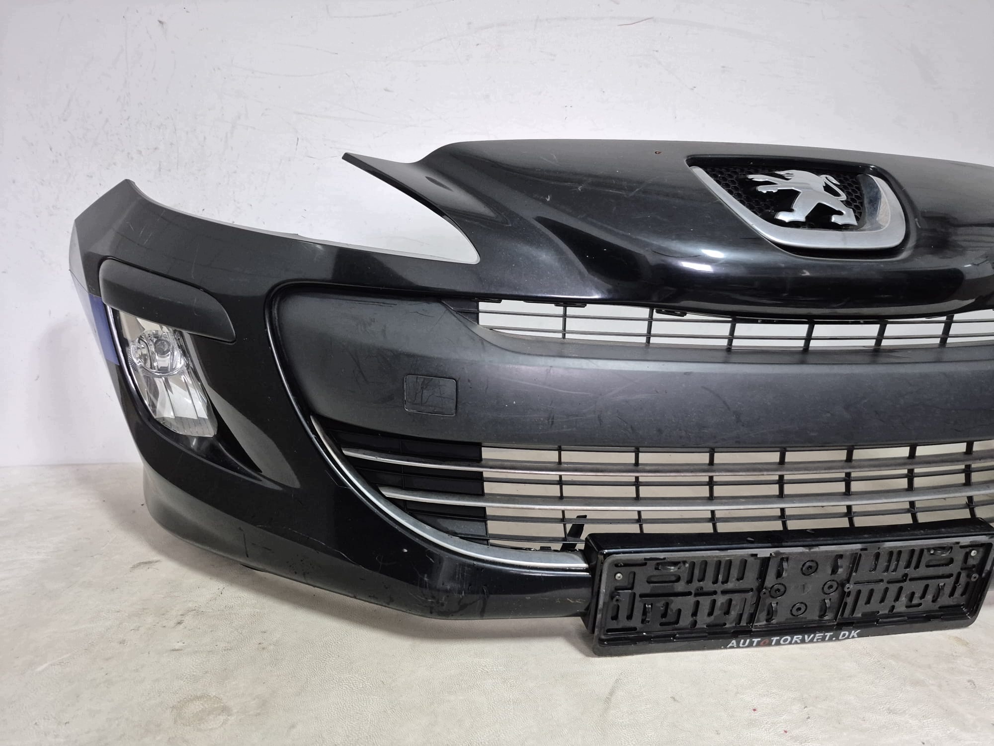 PEUGEOT 308 and T7 07-11 bumper front front 9680484677