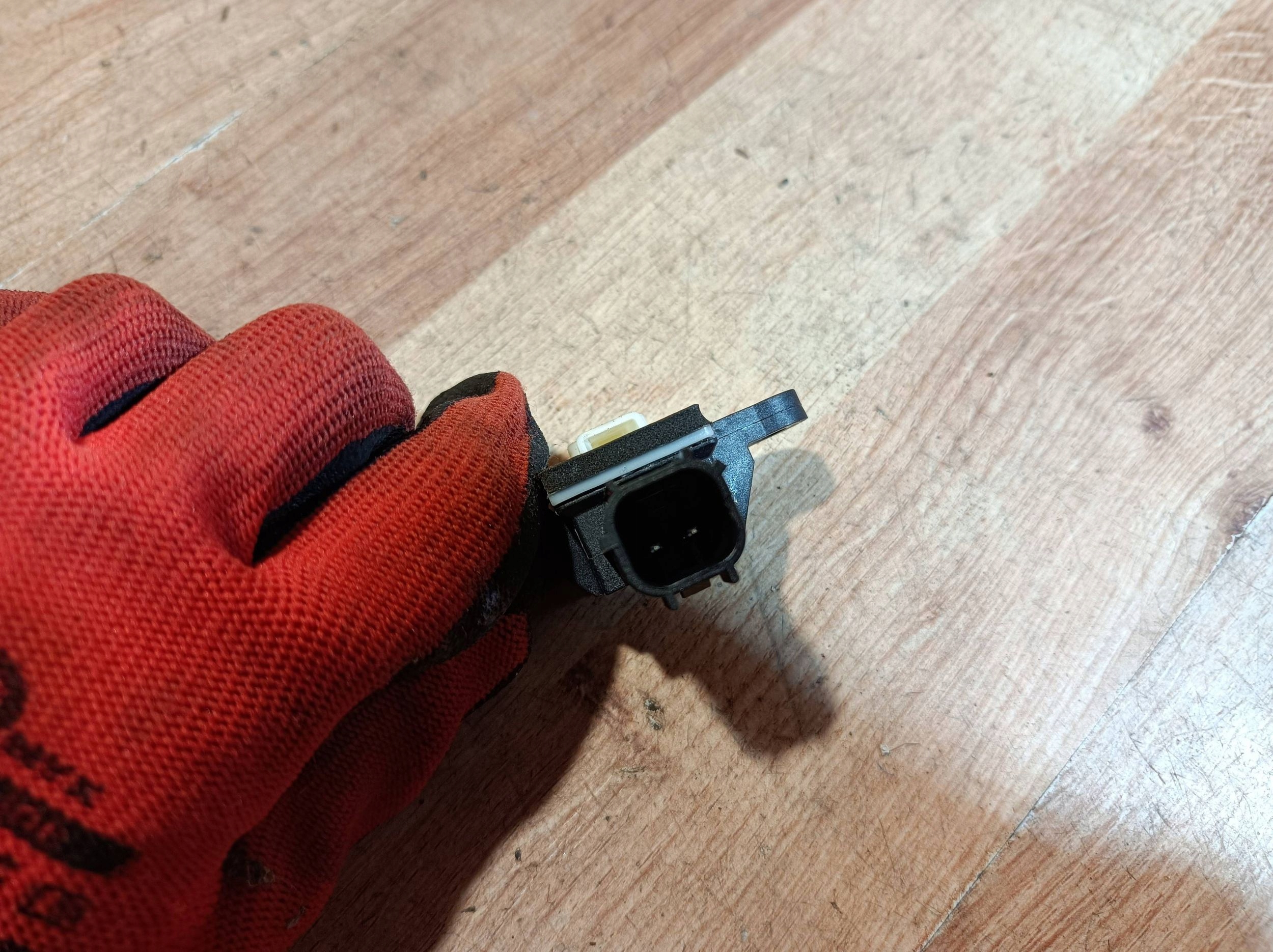 sensor zderzeniowy (airbag) left front Volvo V40 31360986
