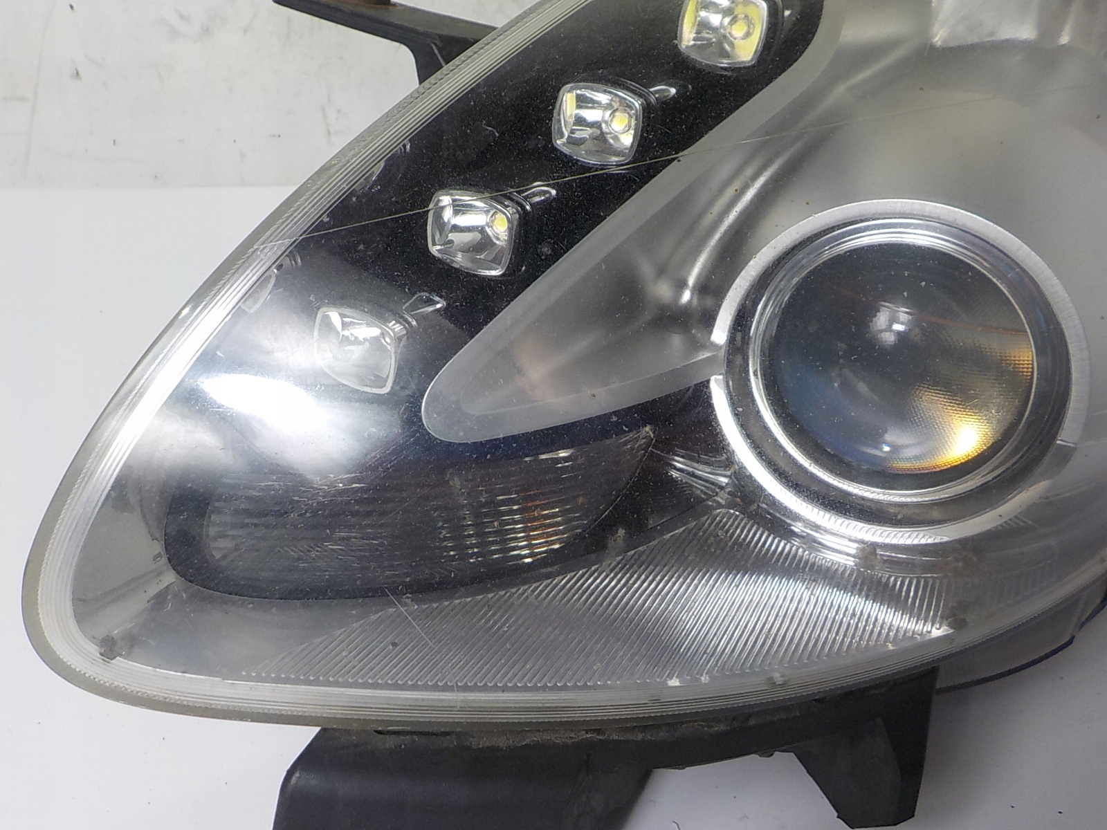 ALFA ROMEO GIULIETTA light left front front UK