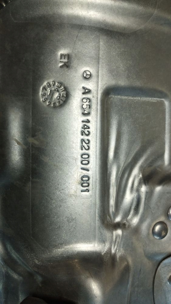 Mercedes-Benz E W213 2018 Blende Abdeckung TERMICZNA A6541422200