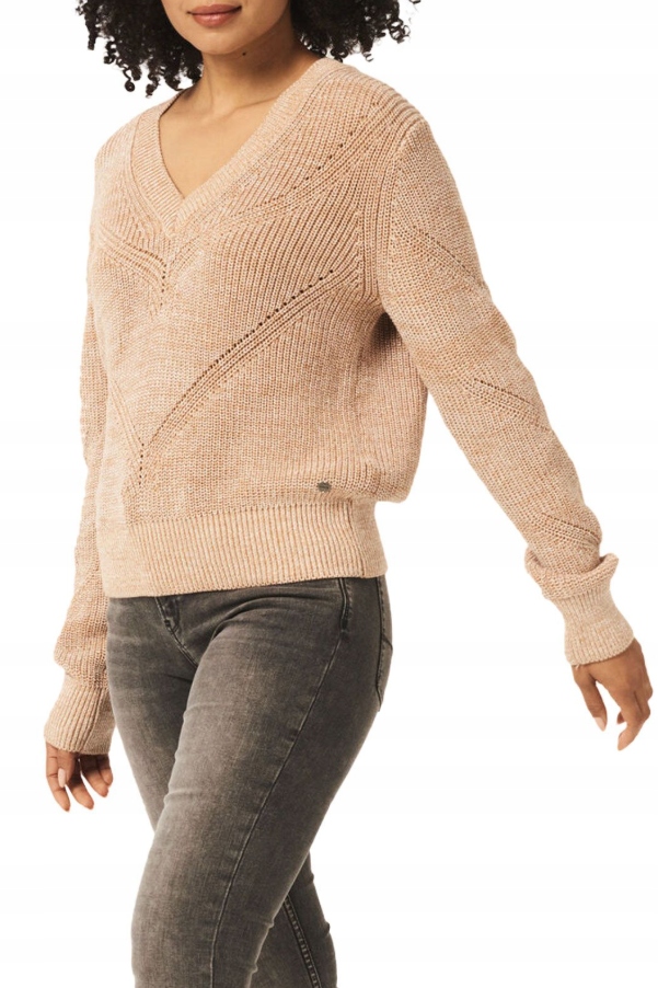 Garcia S Výstřihem A Volánky, Velikost 6F