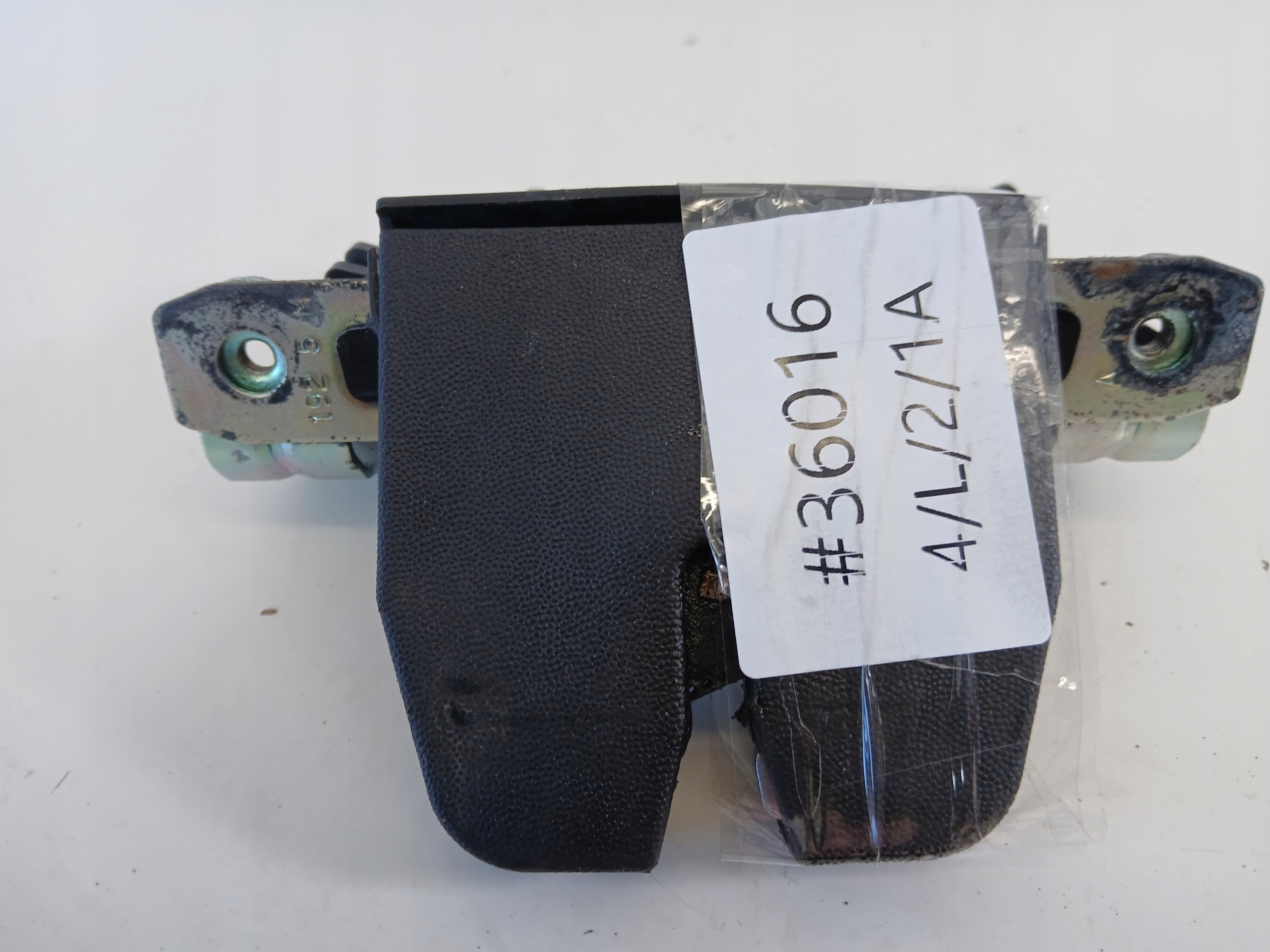 OPEL ZAFIRA B lock bonnet boot 13117285