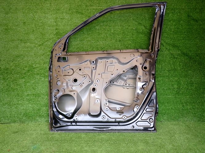 TOYOTA YARIS IV CROSS door right front front