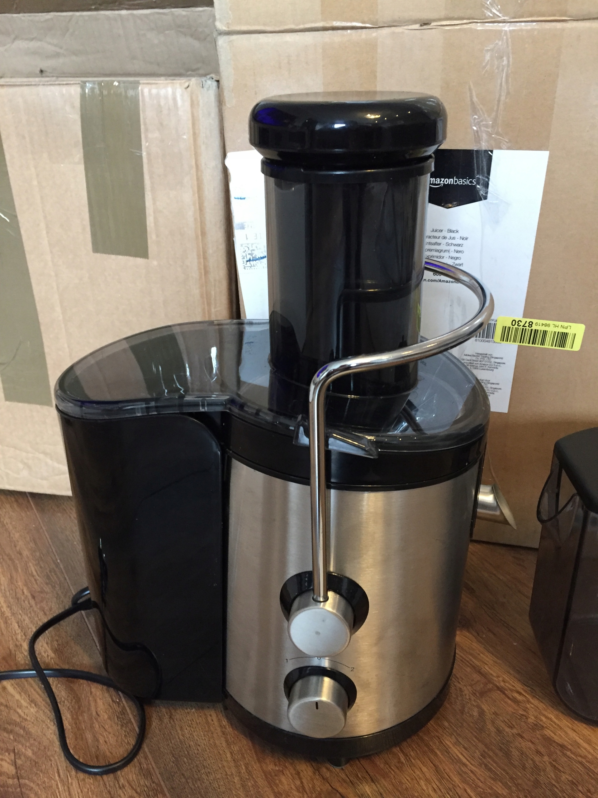 Sokowirówka AmazonBasics 600 W Model MJ-60JM01B