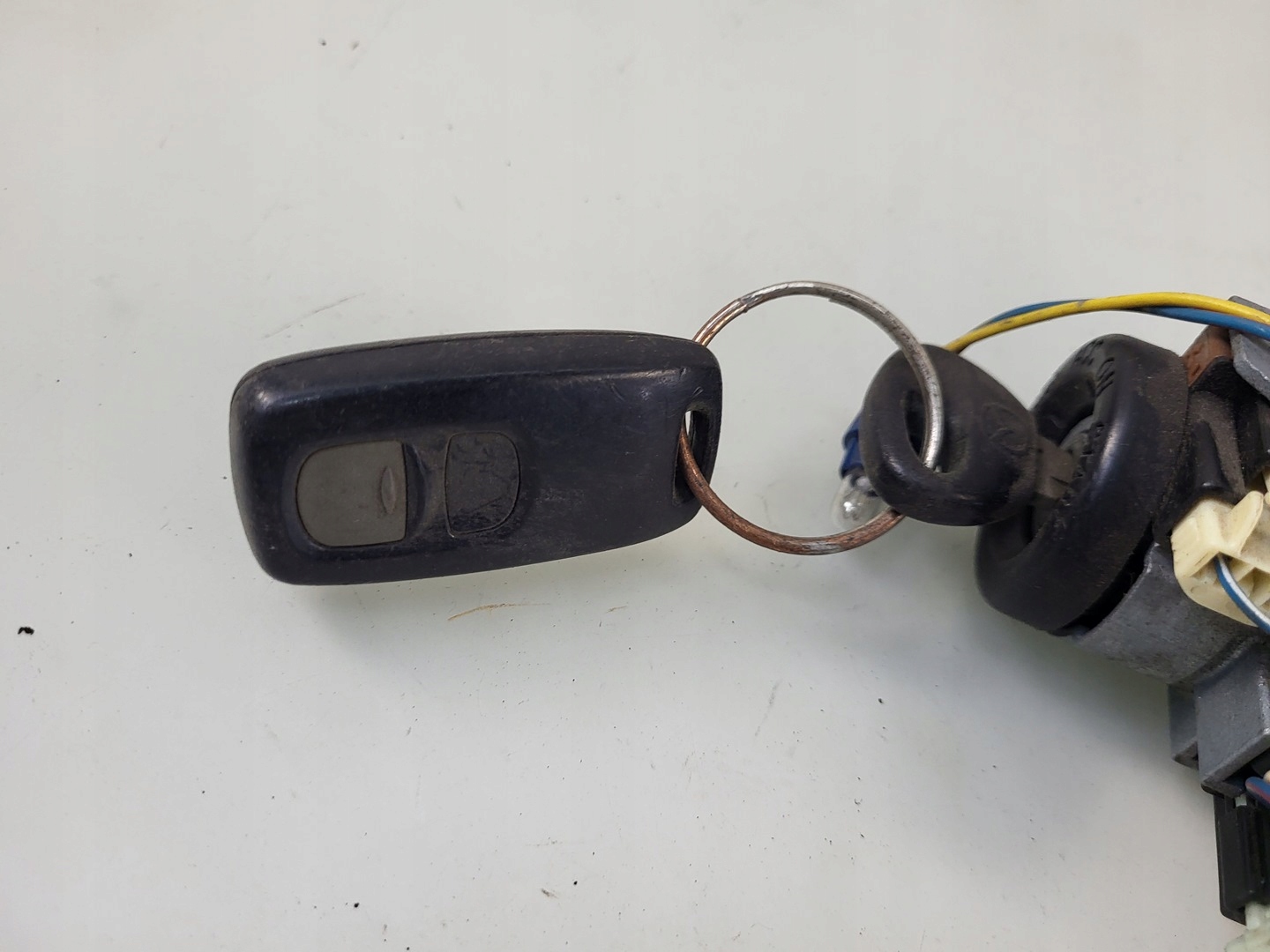 ignition z kluczykiem key pilot MAZDA PREMACY LIFT SL-33