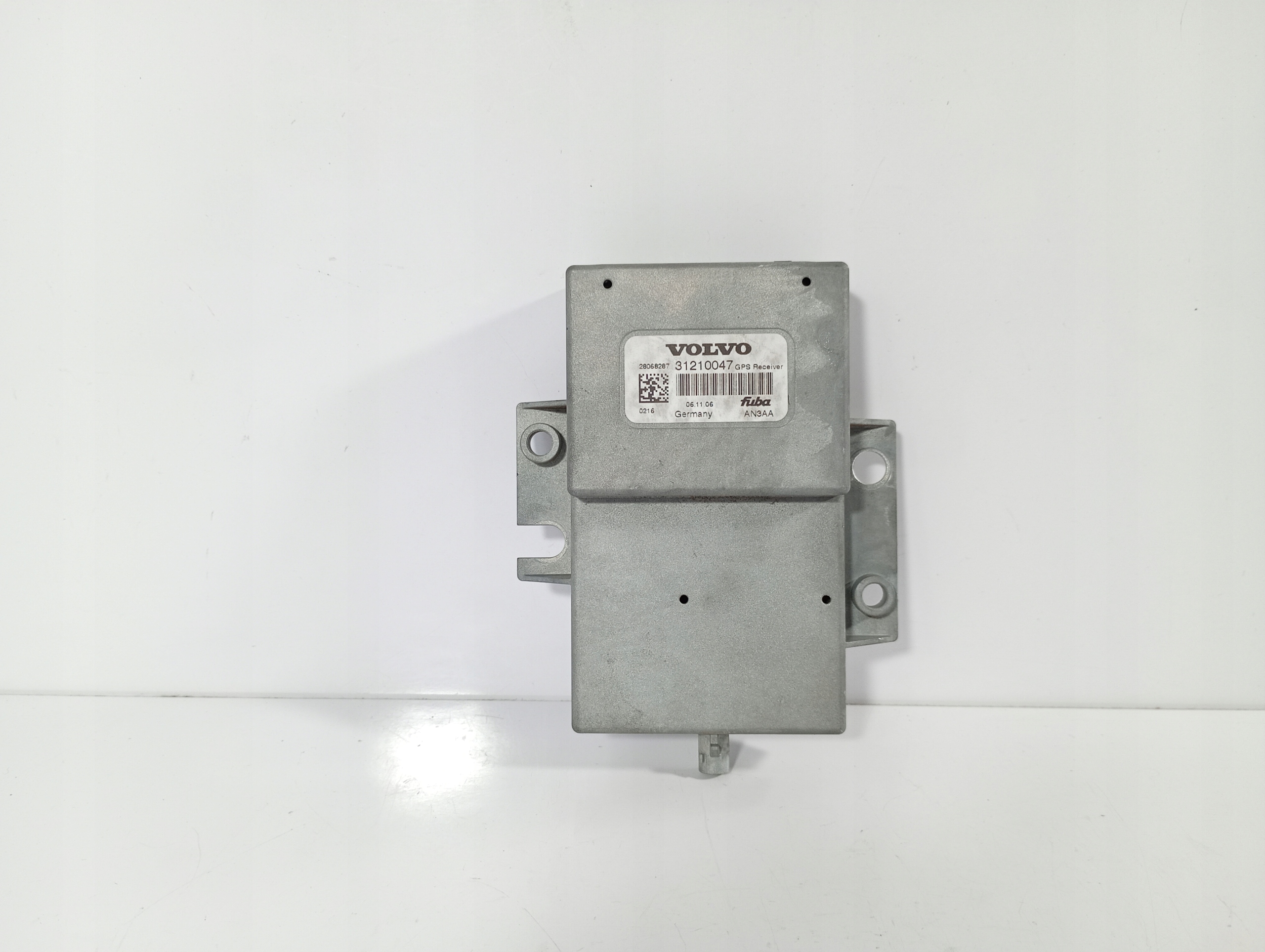 Volvo V50 S40 04-12 module control unit GPS OE 31210047