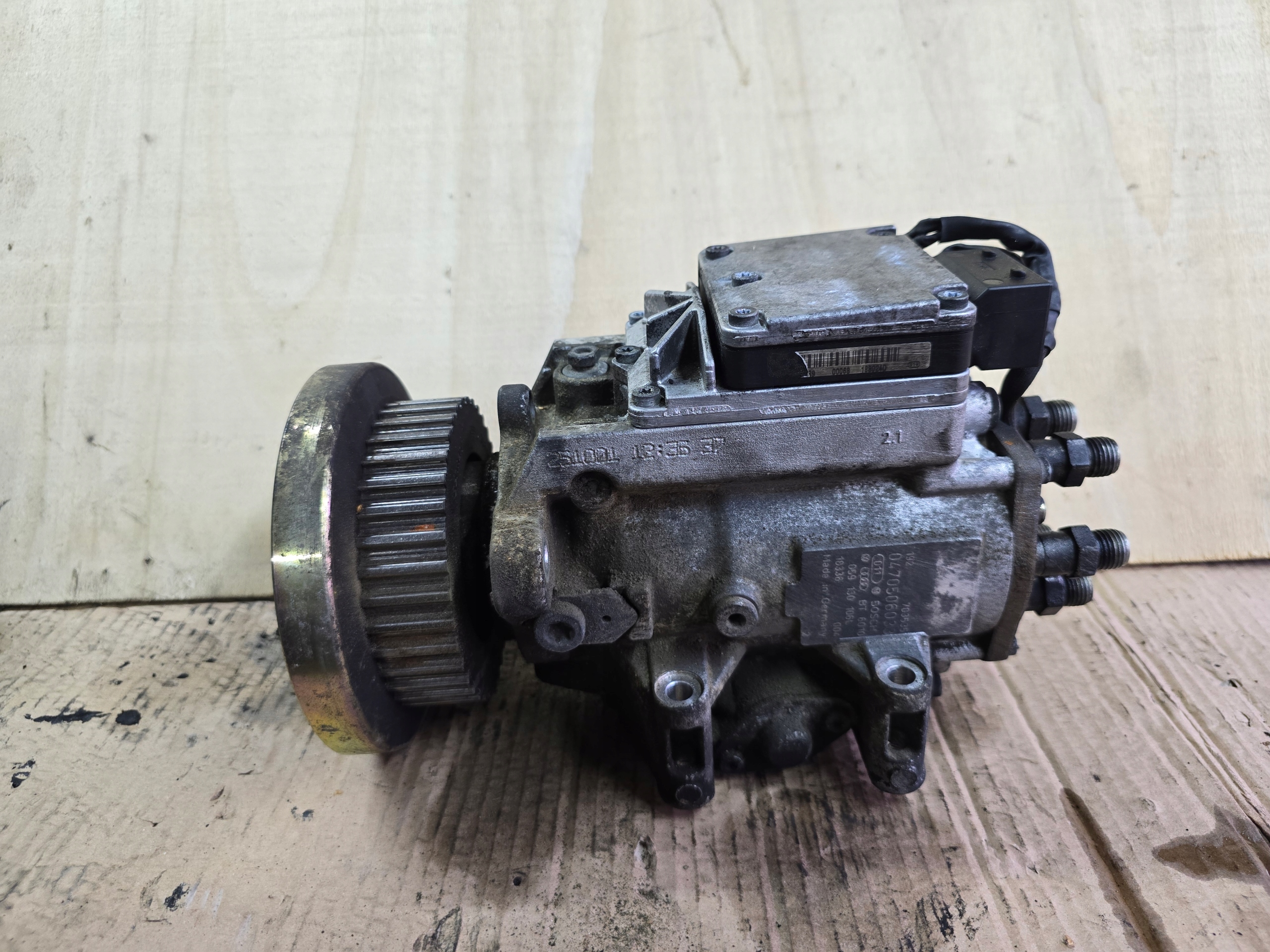POMPA WTRYSKOWA VW AUDI 2.5 TDI 059130106L 0470506033