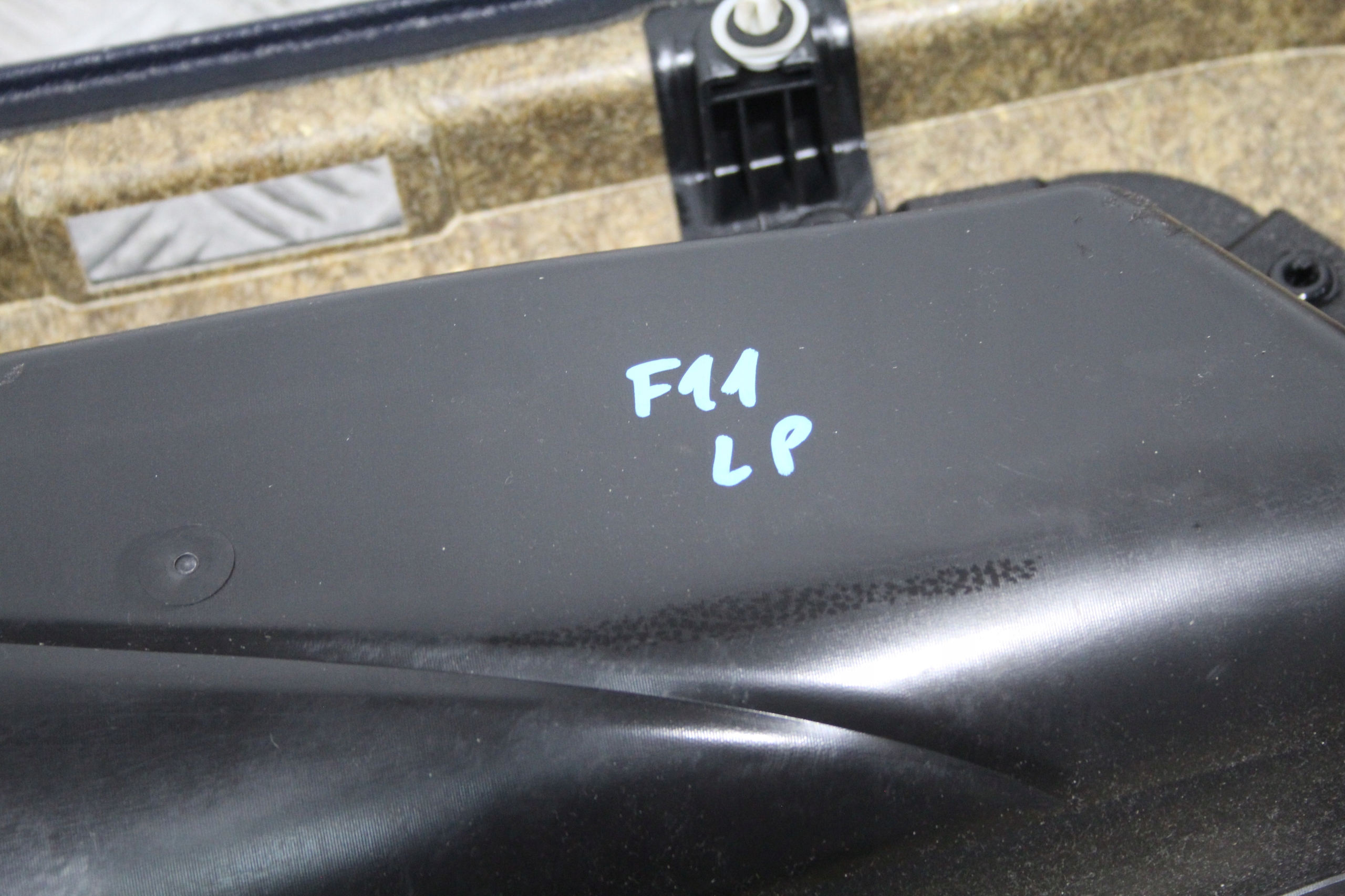 side door left front BMW 5 F10 F11