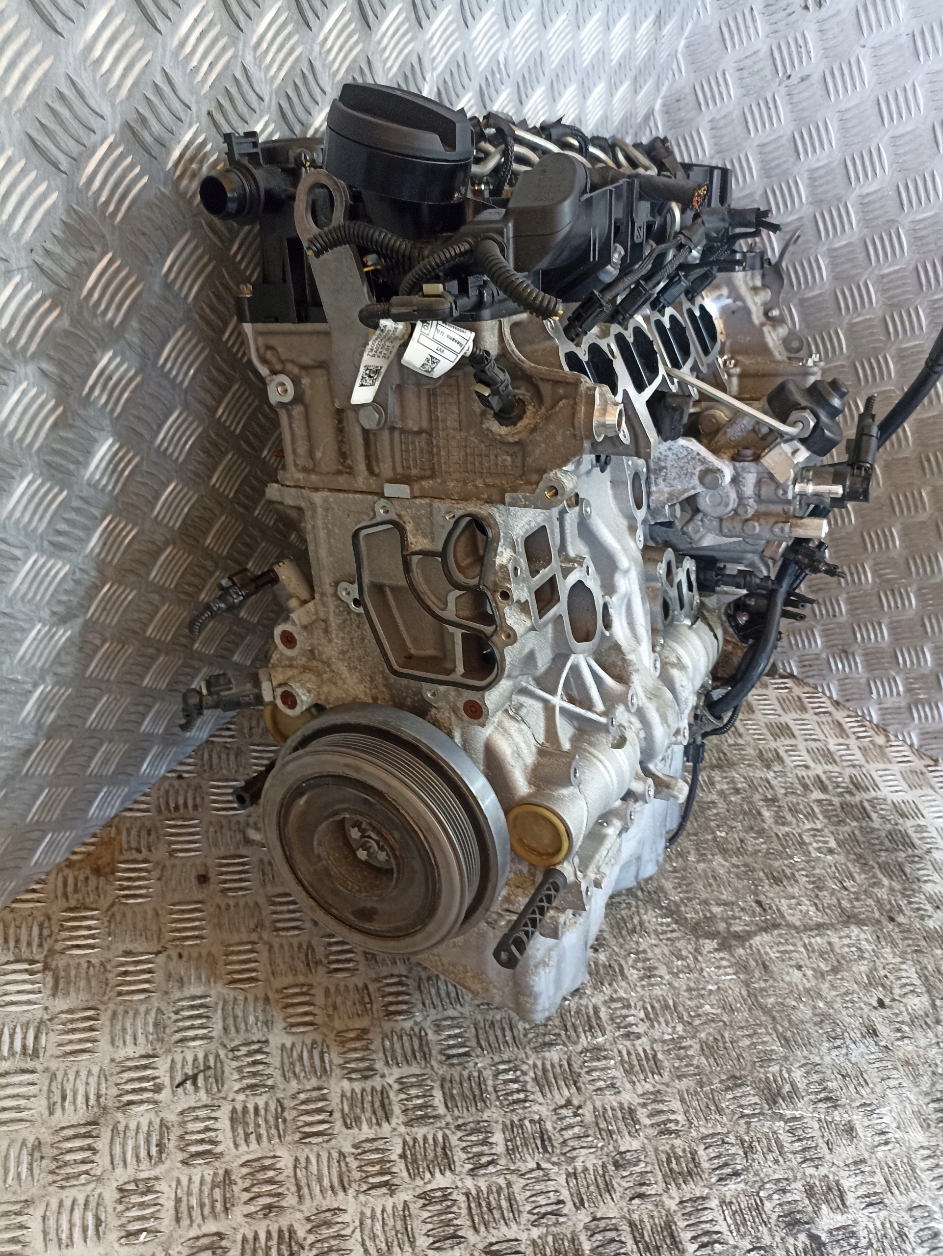 BMW 3 G20 G21 Двигатель B47D20B 2.0 d форсунки насос