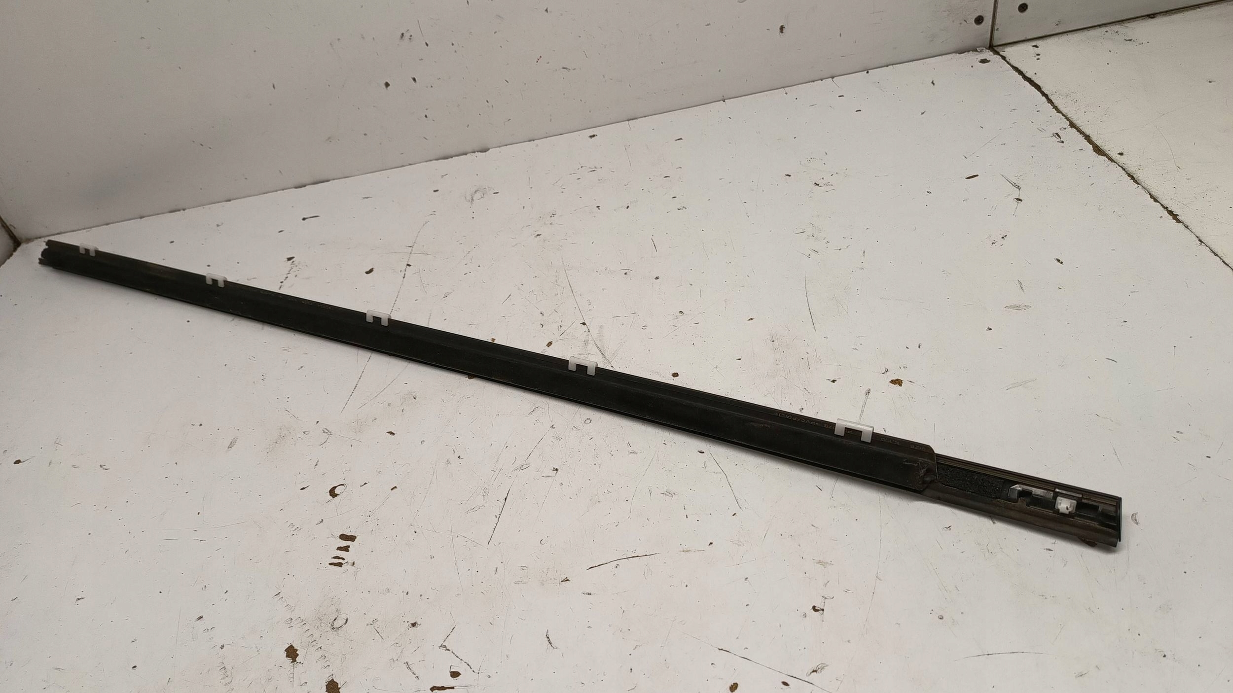 HYUNDAI I30 III moulding dust door left front 2017