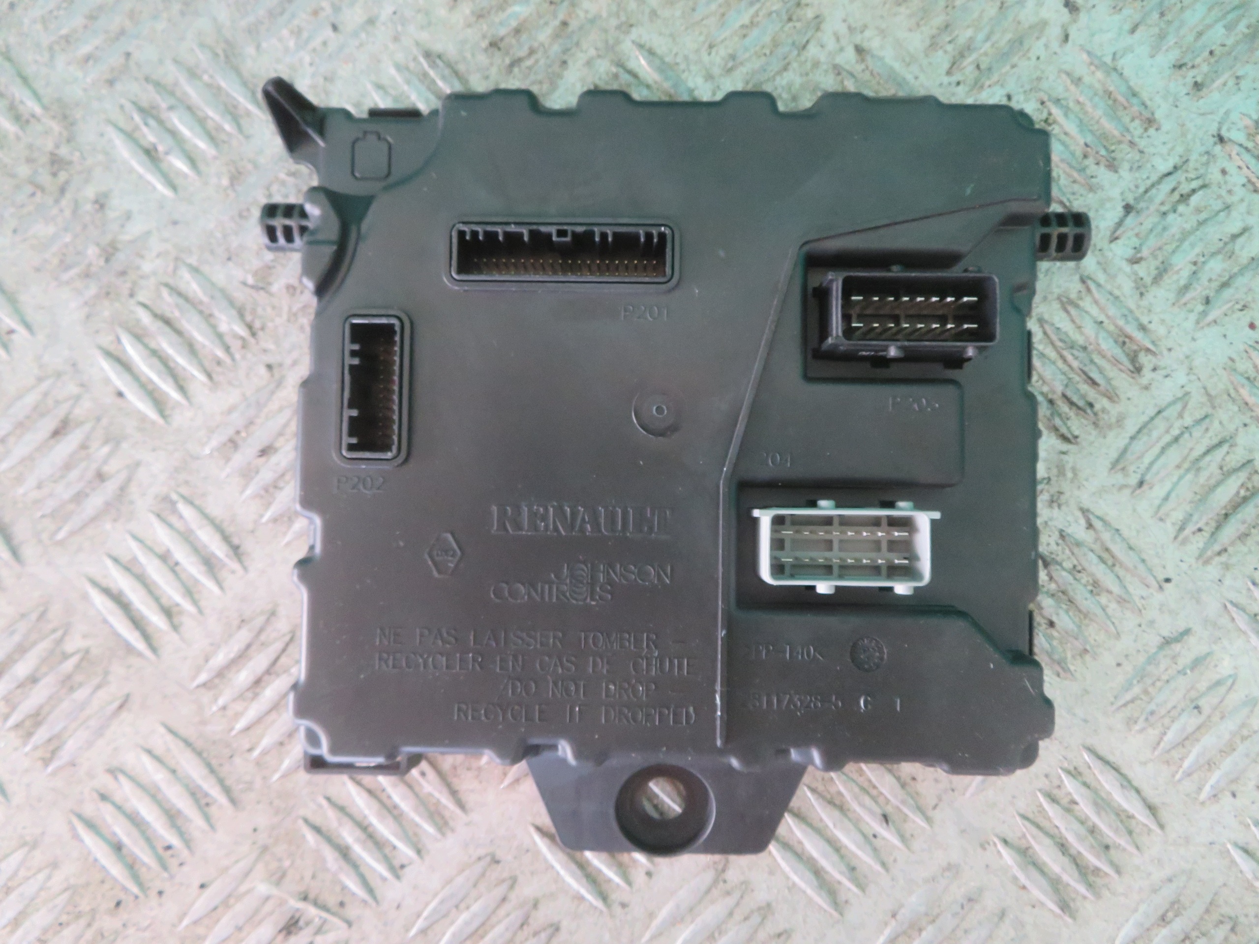 control unit module BCM MASTER MOVANO 22R 284B17791R